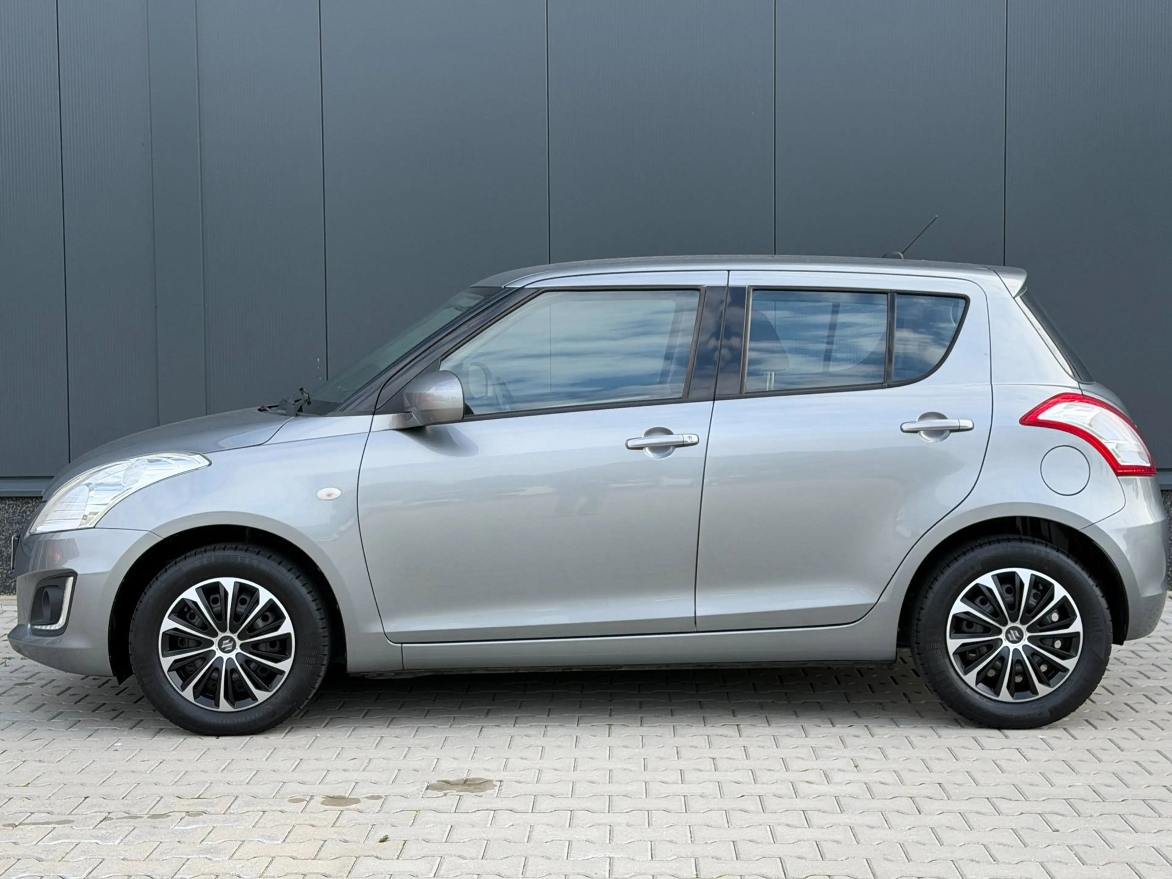 Suzuki Swift 1.2 Bandit EASSS | CRUISE | CARPLAY | AIRCO | 5 DE — photo 8
