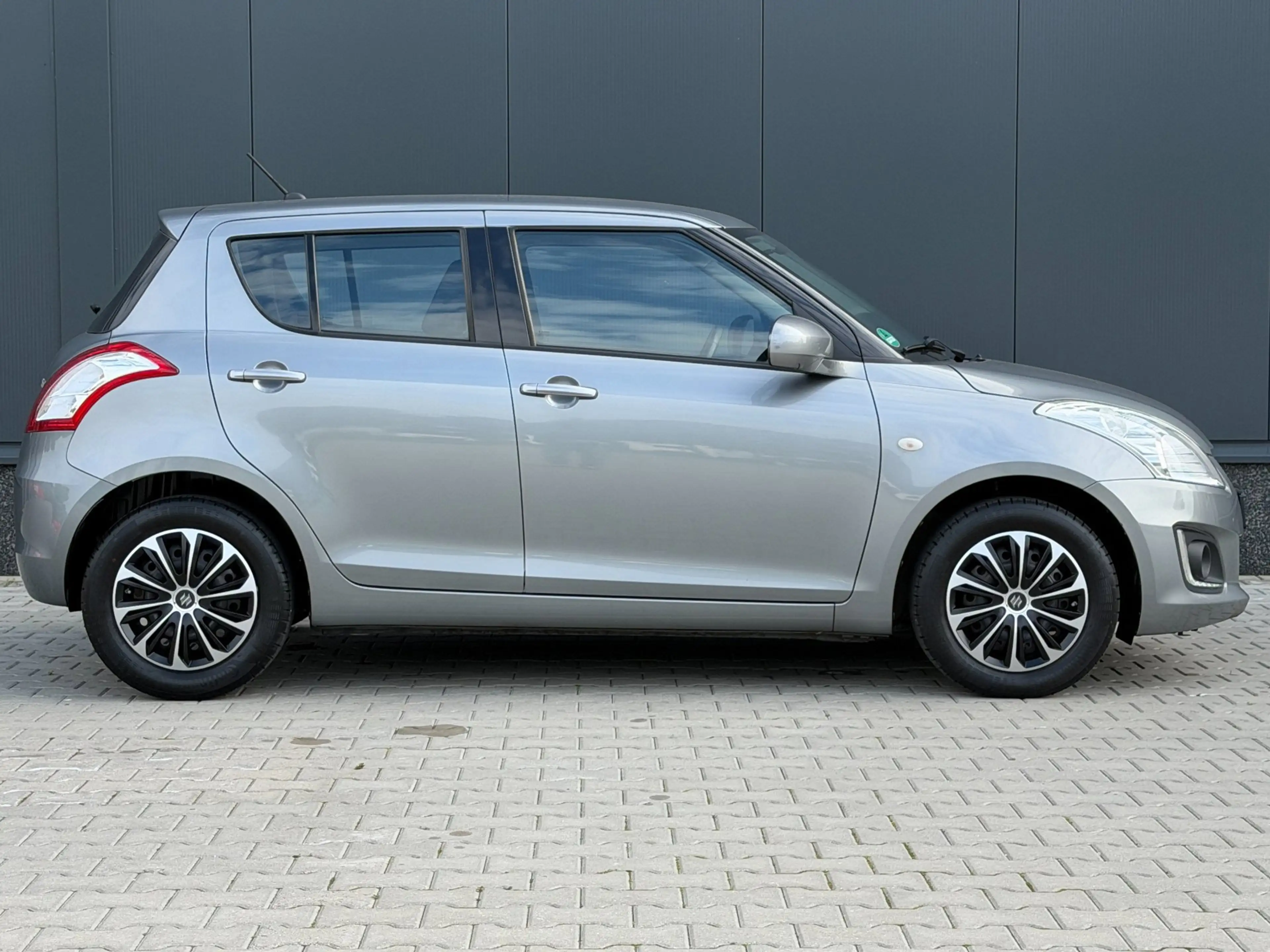 Suzuki Swift 1.2 Bandit EASSS | CRUISE | CARPLAY | AIRCO | 5 DE — photo 12