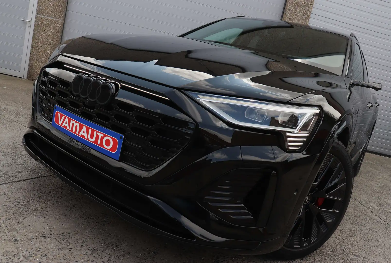 Audi Q8 e-tron Sportback 55 Quattro Competition - S-Seat/B\u0026O/Pano Noir - 1