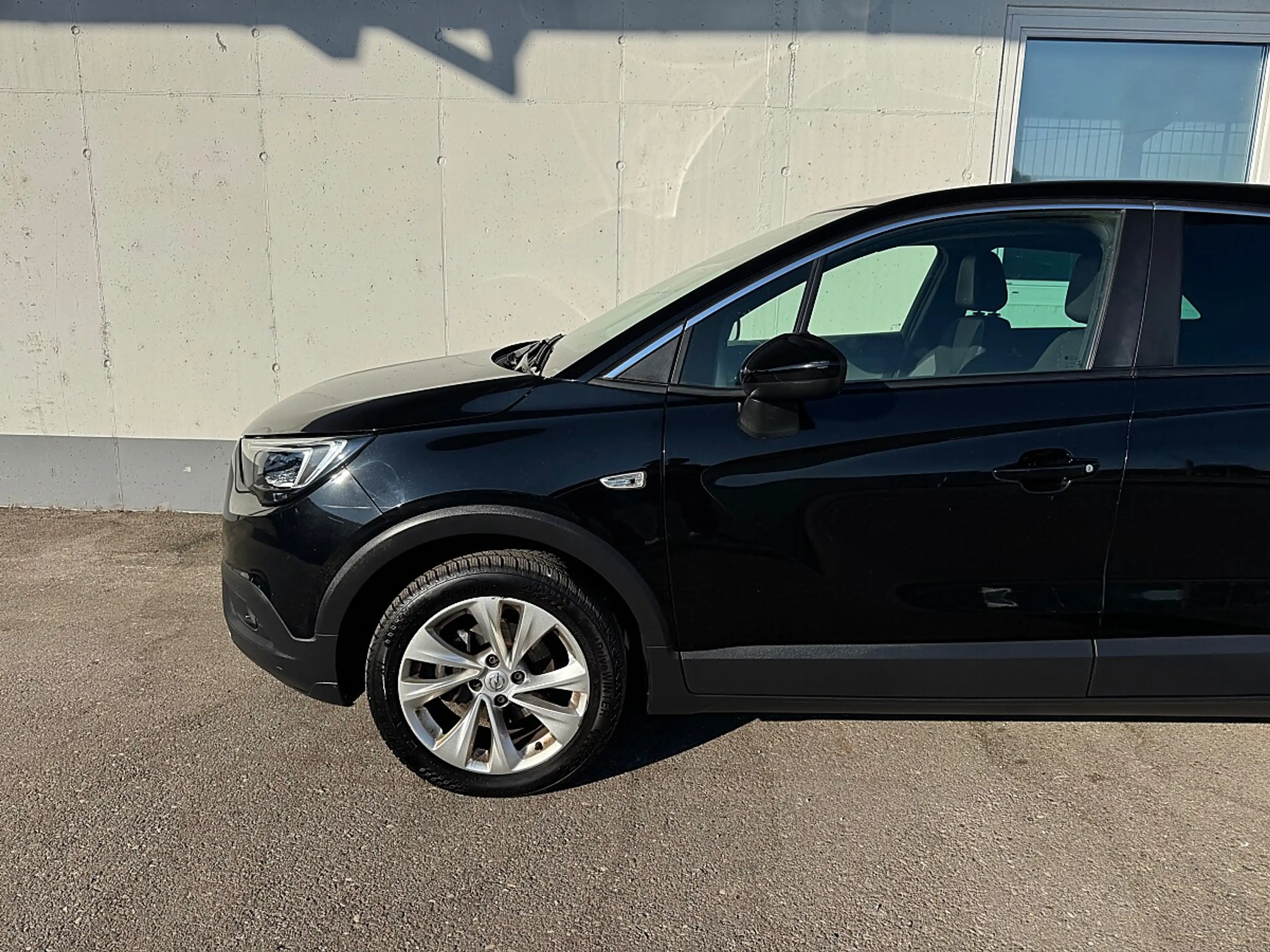 Opel Crossland X 1,2 Turbo ECOTEC Direct Injj. Innovation St./St — photo 14
