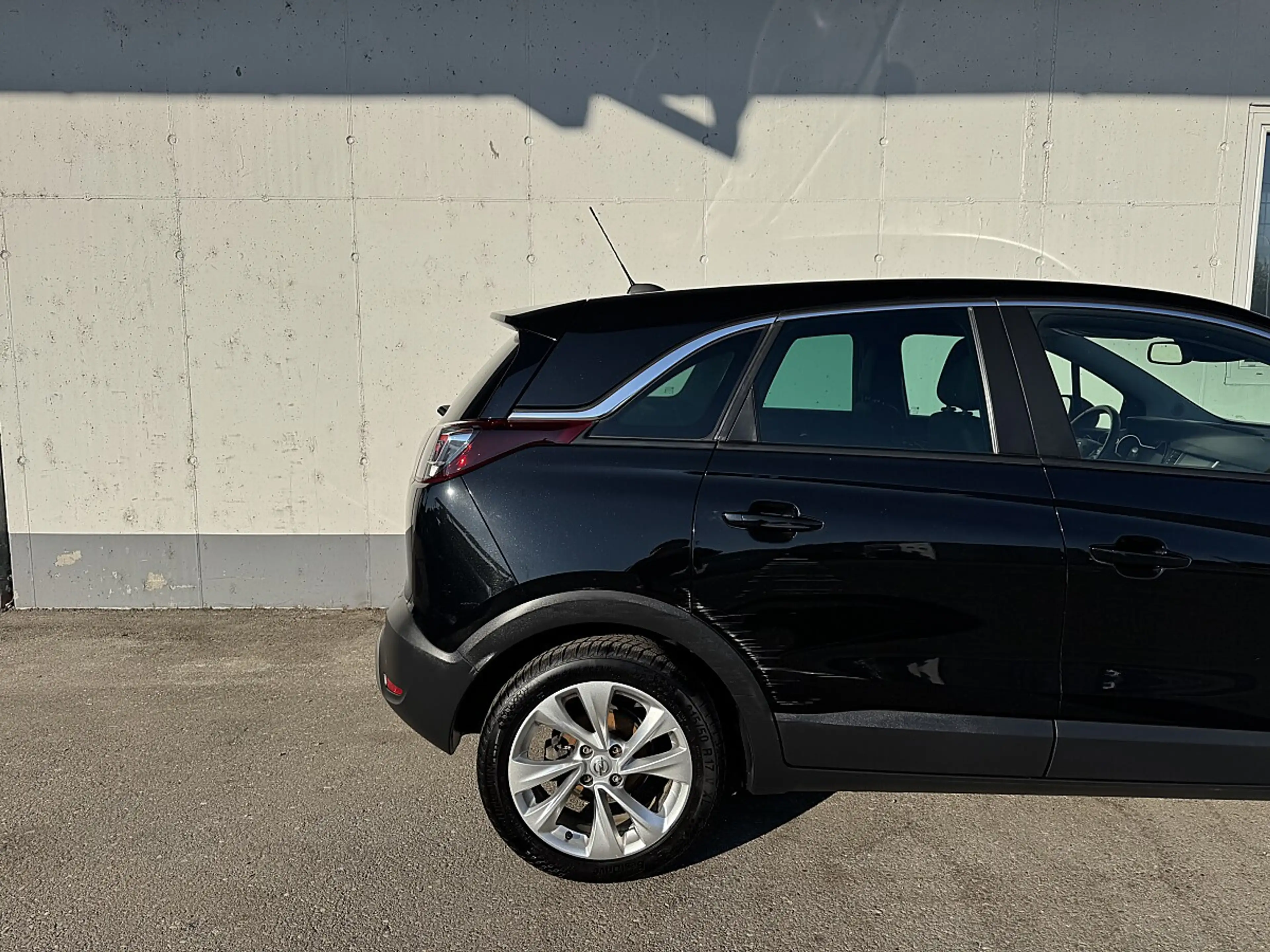 Opel Crossland X 1,2 Turbo ECOTEC Direct Injj. Innovation St./St — photo 6