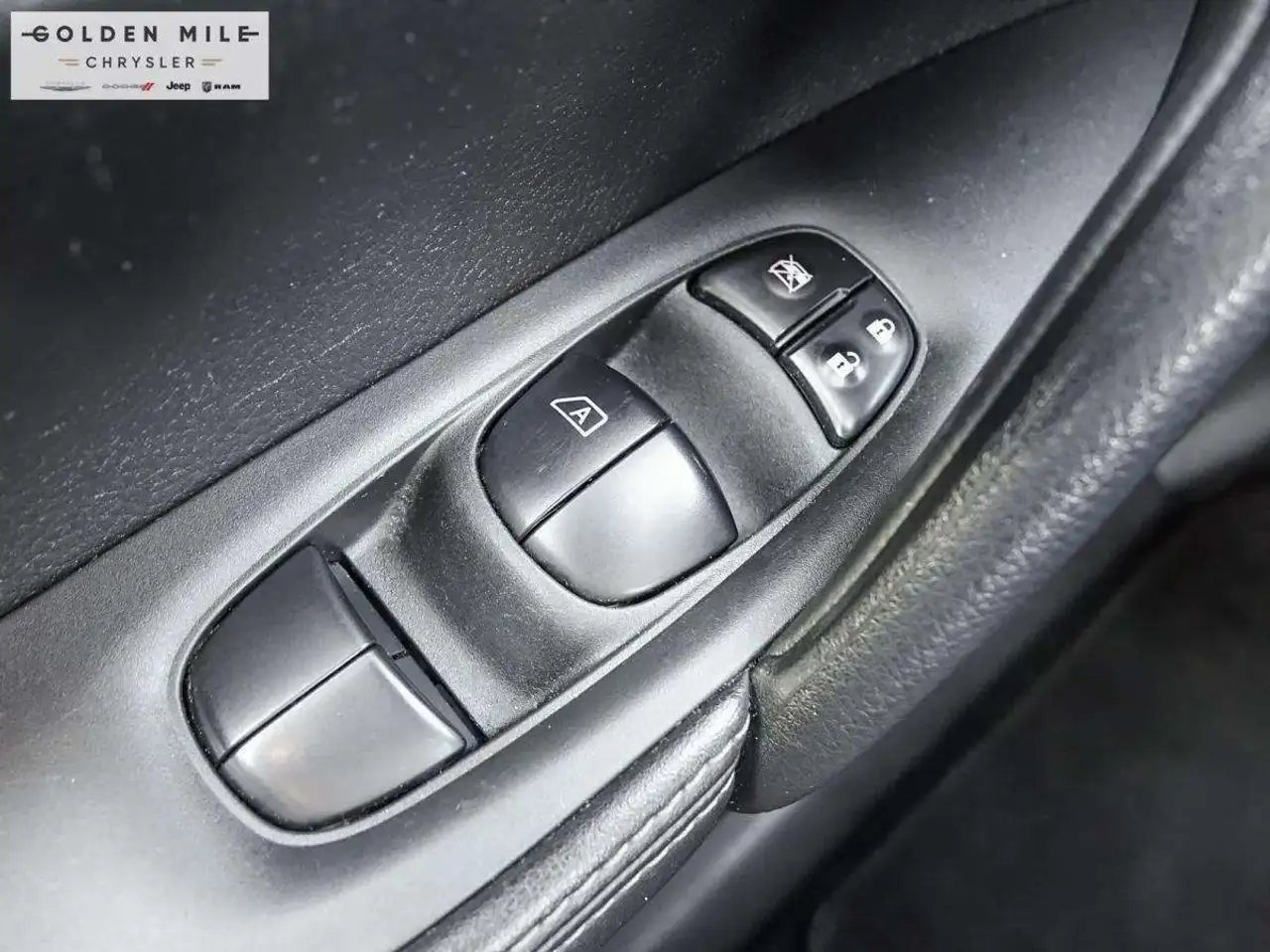 Nissan Qashqai снимка Nissan Qashqai