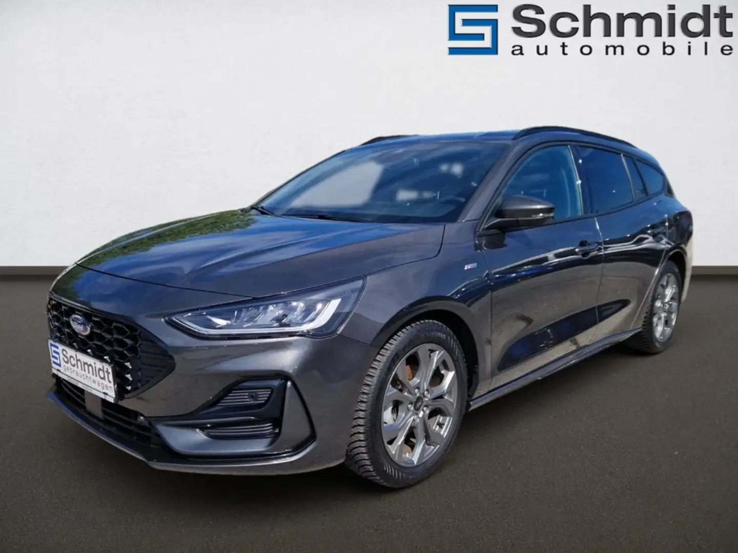 Ford Focus Turnier 1,0 EcoBoost Hybrid ST-Line Grijs - 2