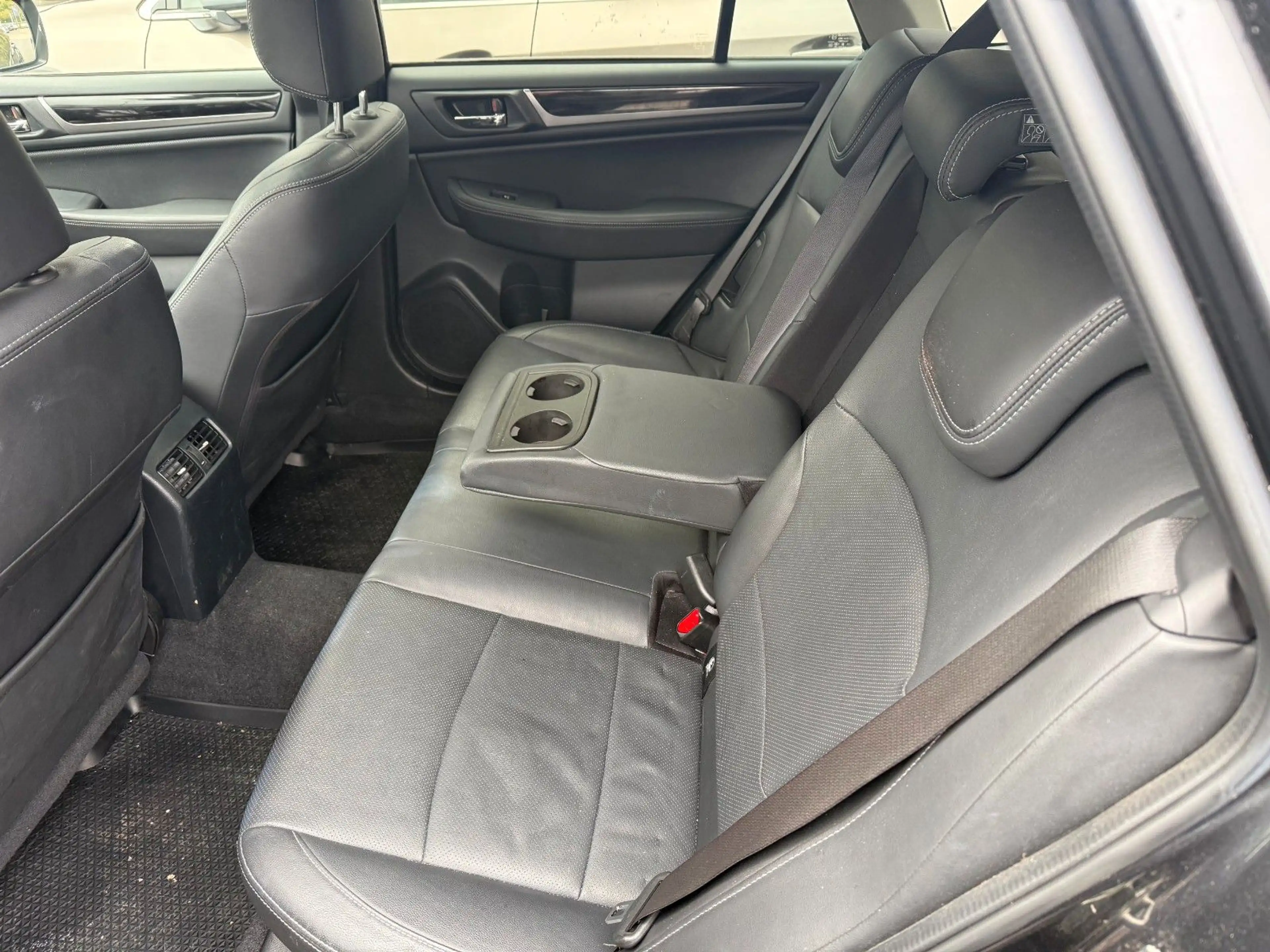 Subaru OUTBACK Outback Sport=PREMIUM*VOLL*LEDER*SD*M+S — photo 9