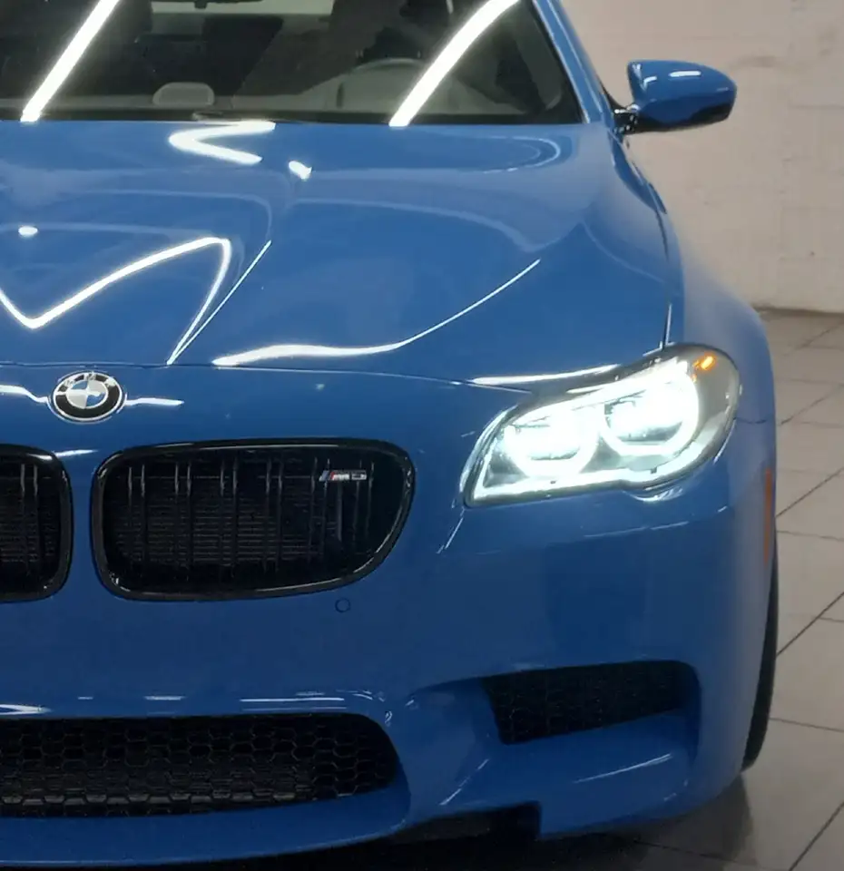 BMW M5 снимка BMW M5