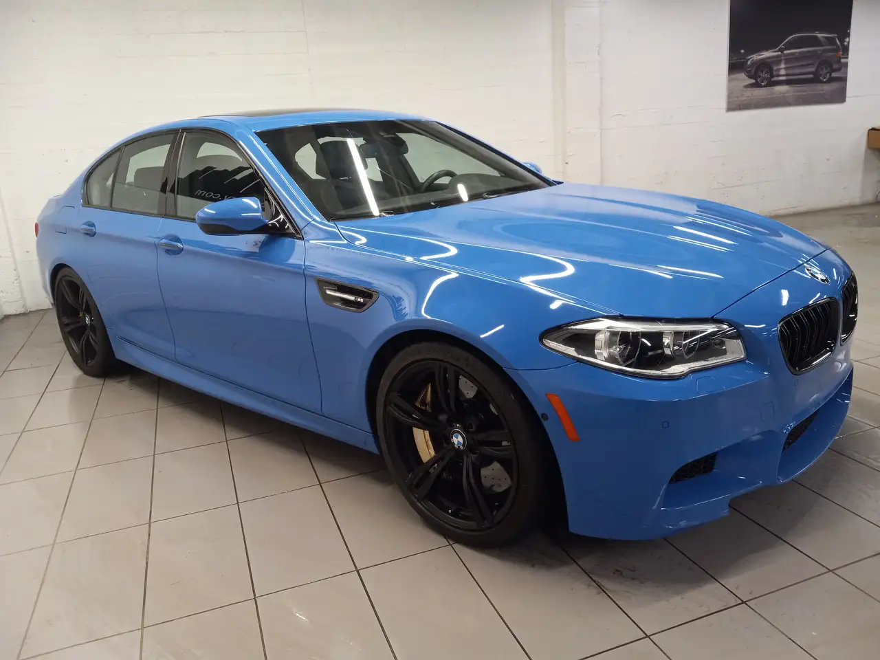 BMW M5 снимка BMW M5
