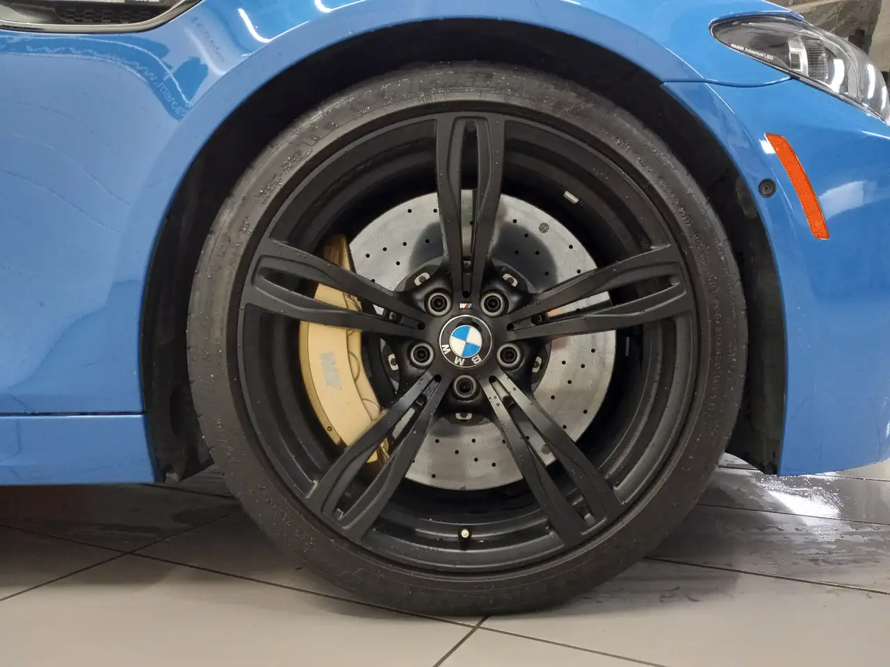 BMW M5 снимка BMW M5