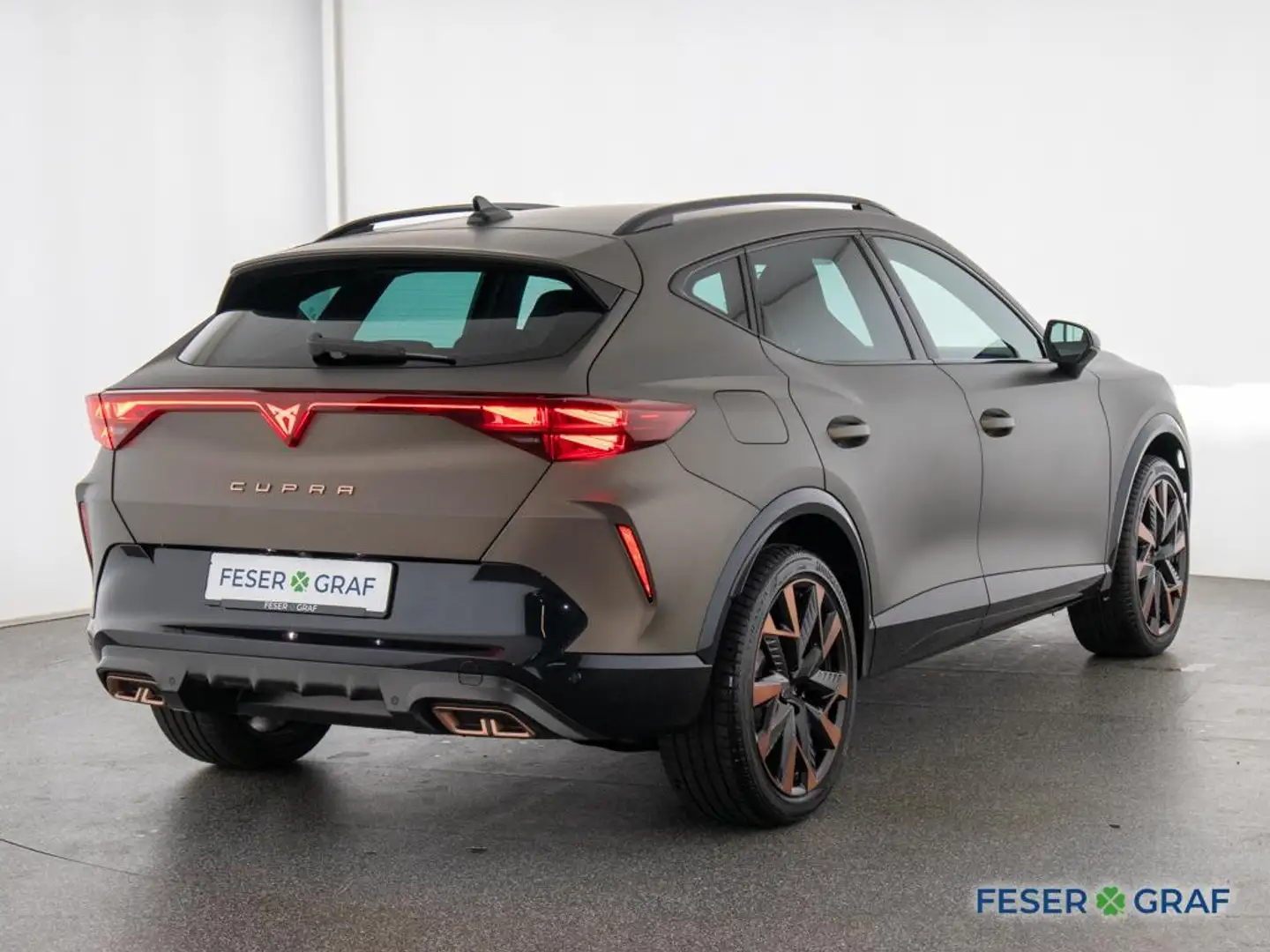 CUPRA Formentor VZ 1,5 Hybrid DSG Matrix/Sennheiser Бронзовий - 2