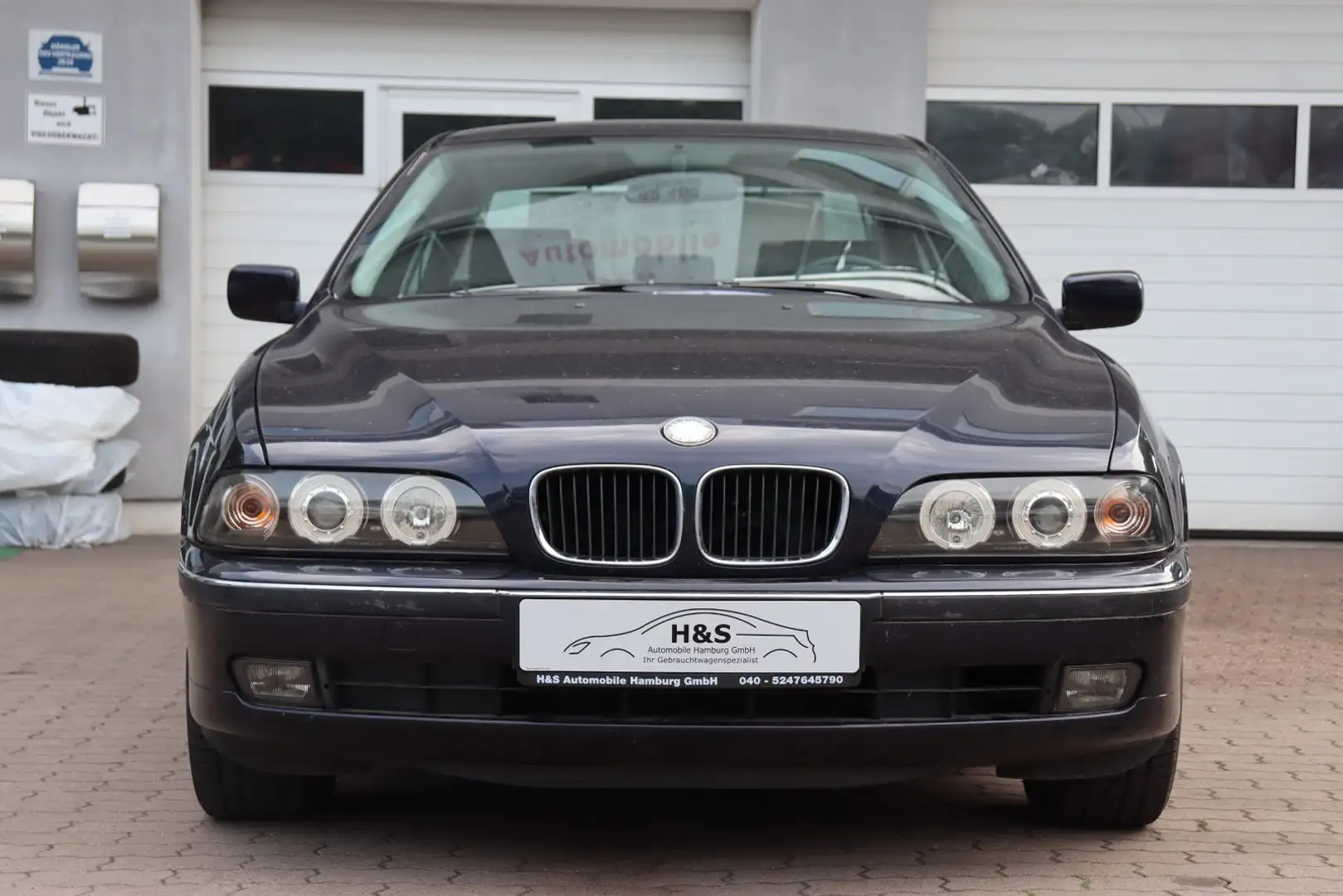 BMW 520 i TÜV-07/25 Blauw - 2