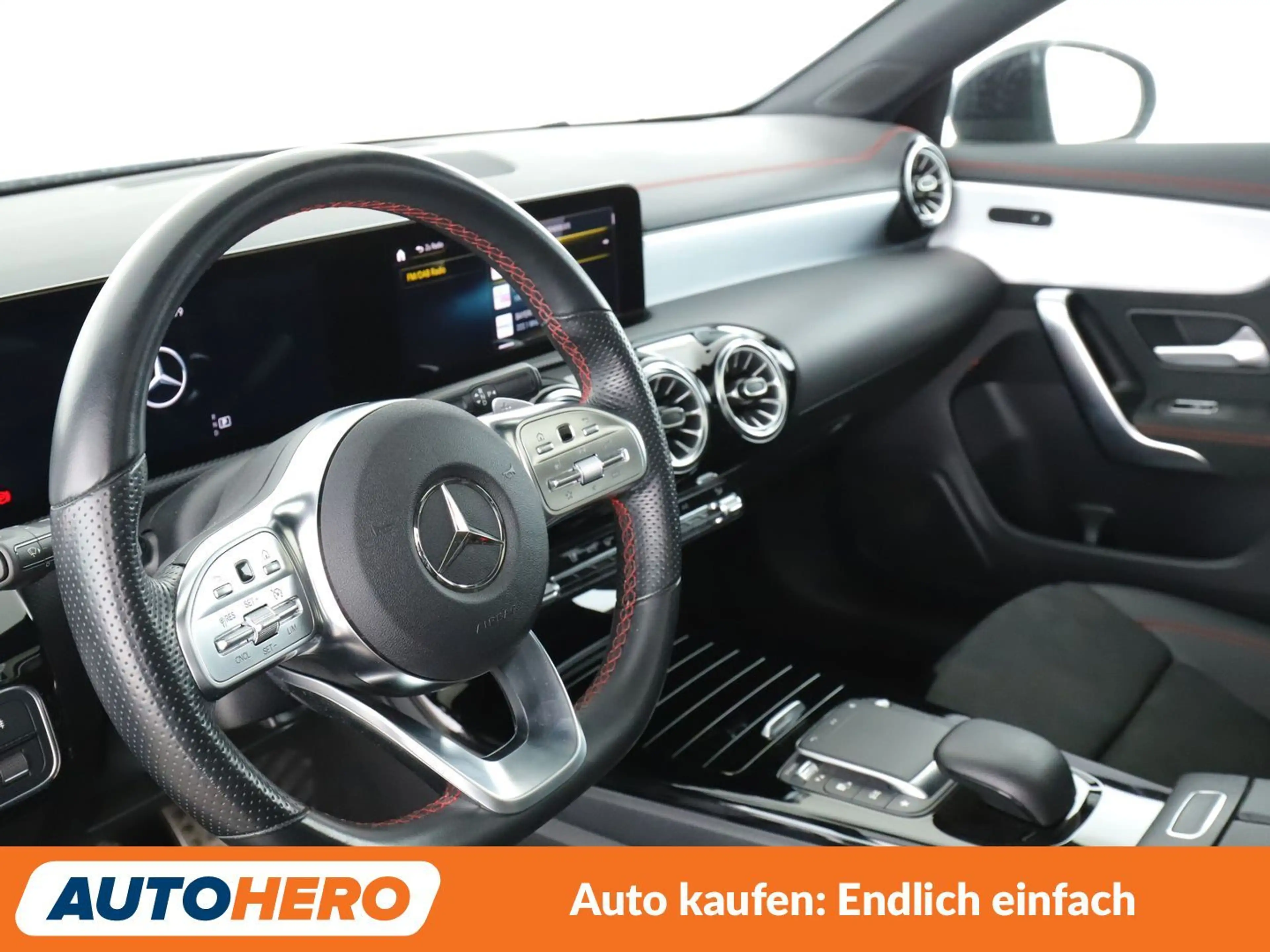 Mercedes-Benz CLA 200 CLA 200 AMG Line — photo 11