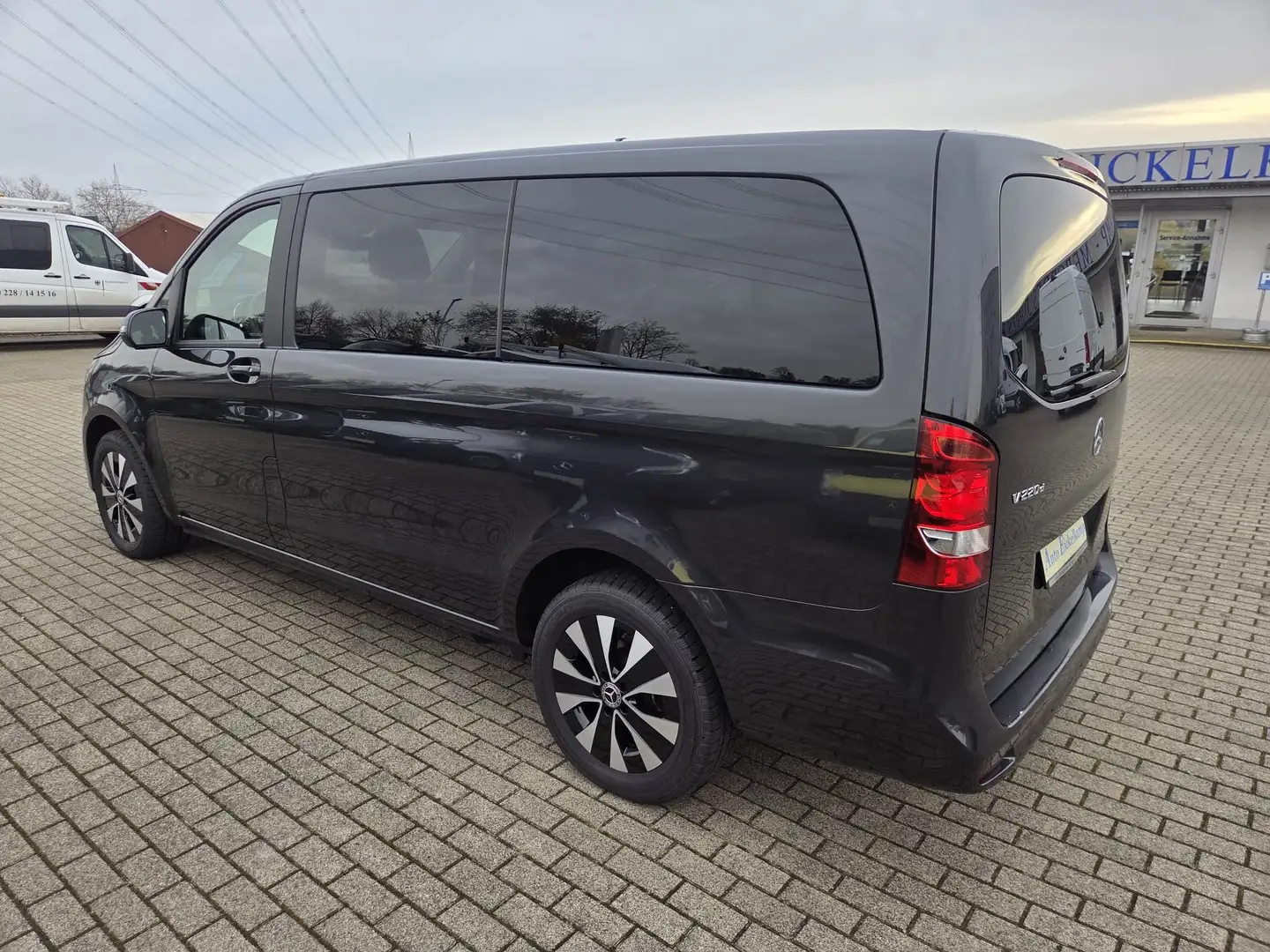 Mercedes-Benz V 220 9G RISE lang KLIMA KAMERA ALU 7-SITZER CARPLAY Gris - 2