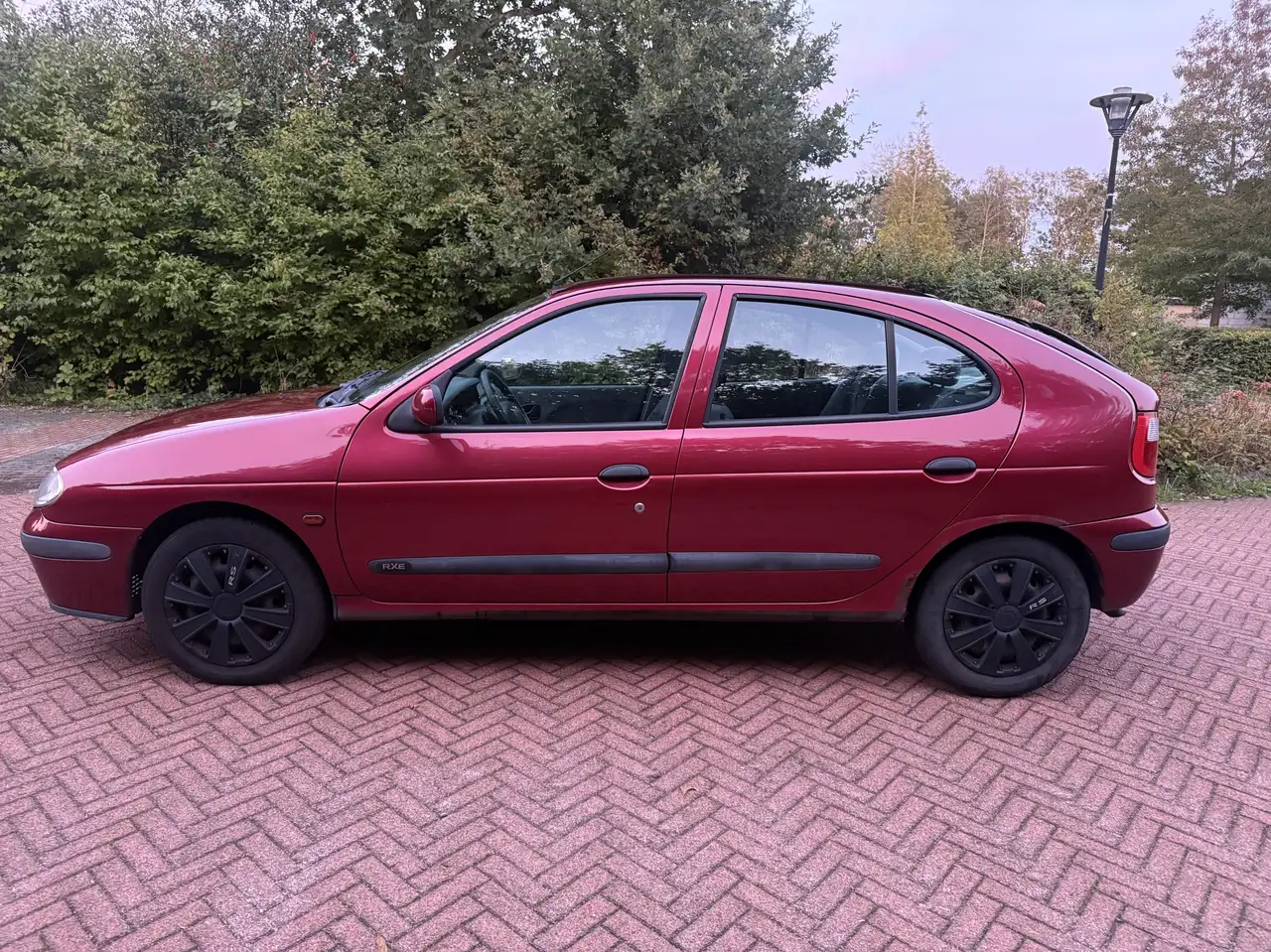 Renault Megane 1.6-16V RXI, foto 2
