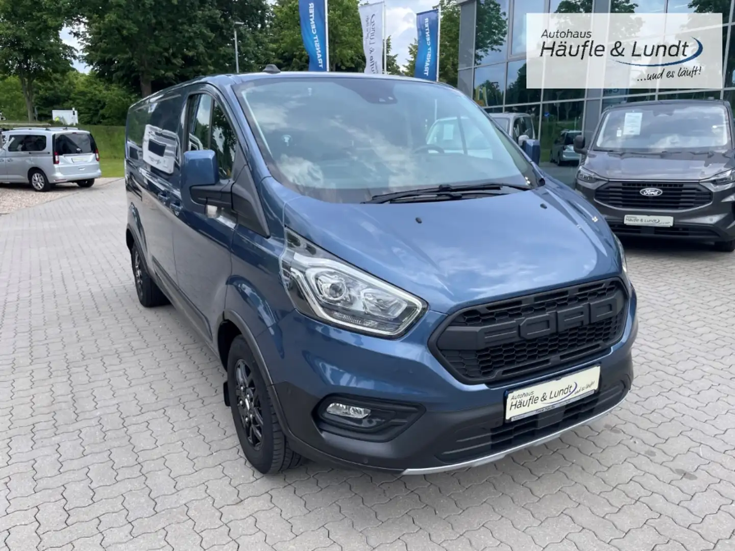 Ford Transit Custom 300 L2 Trail 170 PS -1.Hand-AHK- Blau - 2