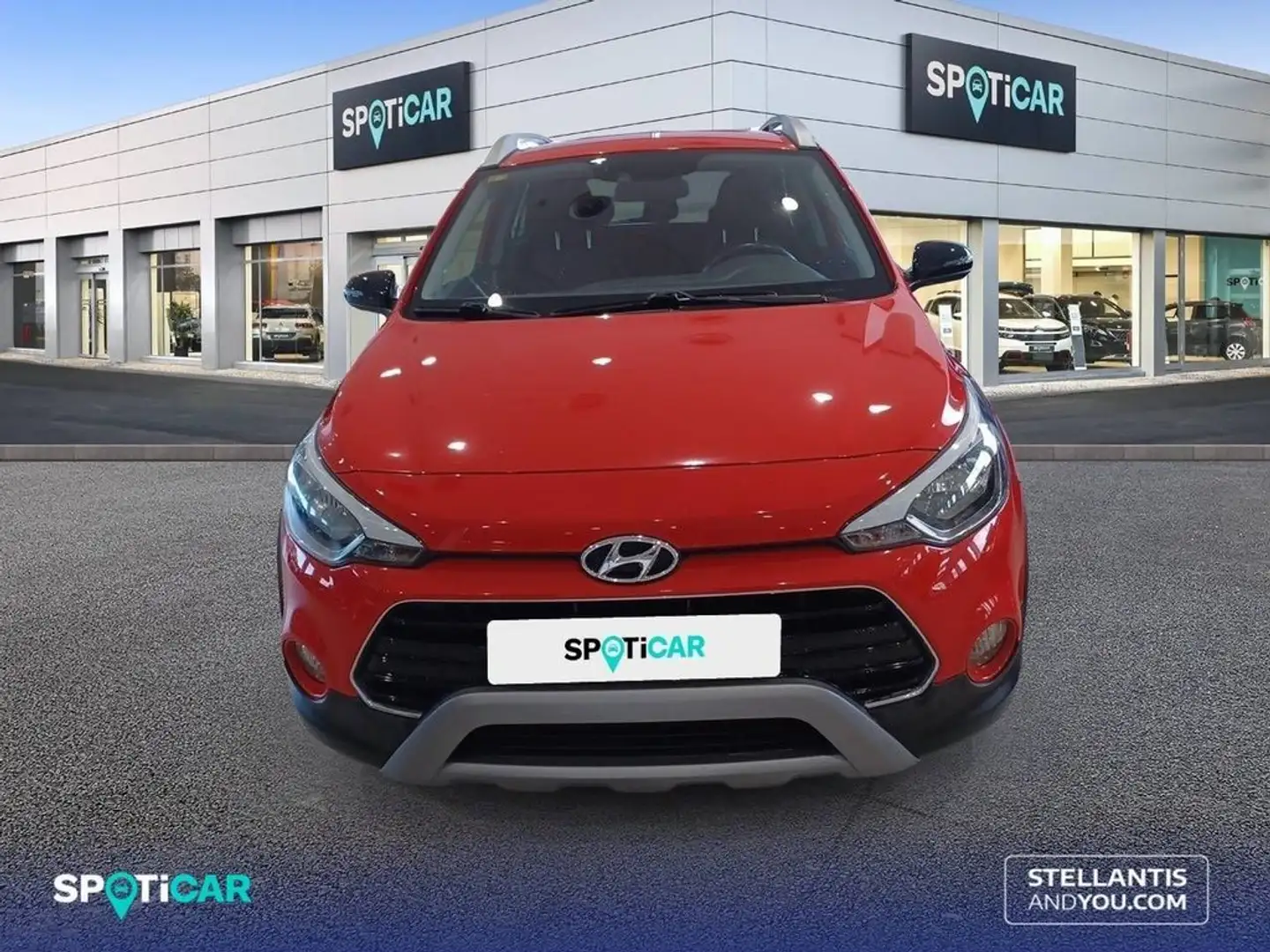 Hyundai i20 1.0 TGDI 74kW (100CV) Klass SLE Rojo - 2