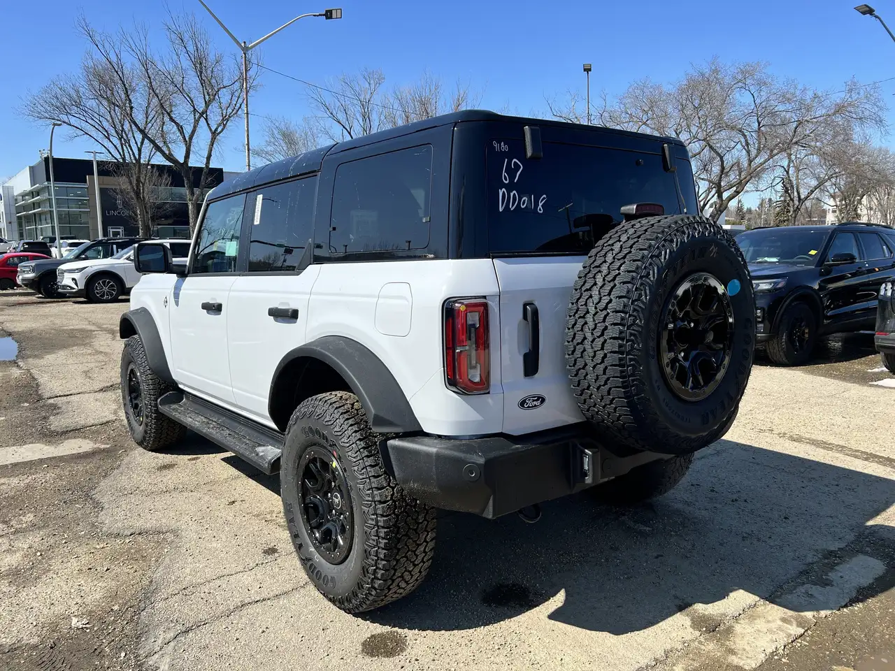 Ford Bronco снимка Ford Bronco