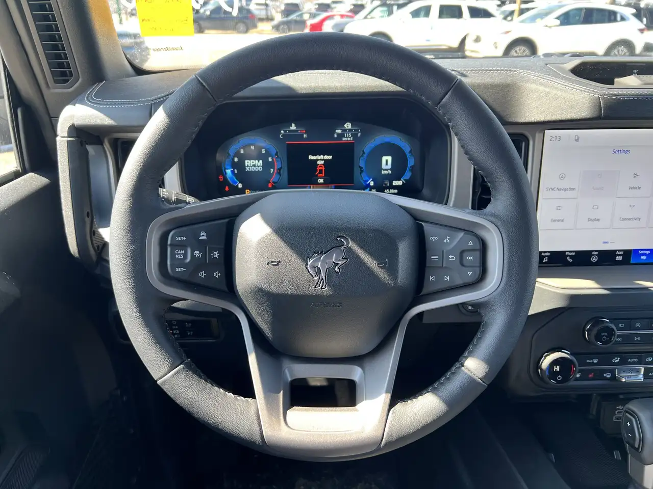 Ford Bronco снимка Ford Bronco