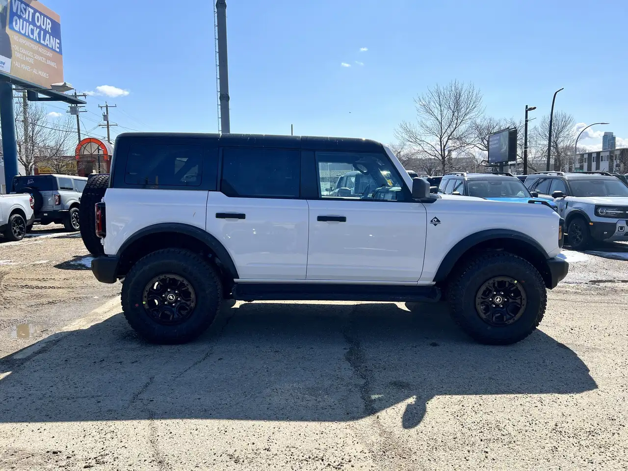 Ford Bronco снимка Ford Bronco