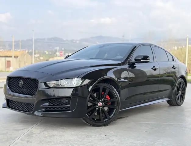 Jaguar XE 2.0d R-Sport awd 180cv auto