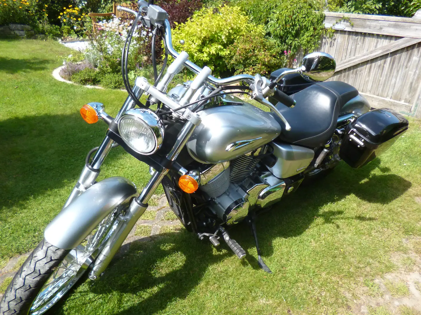 Honda VT 750 Honda Spirit VT750 C2 RC53 Argintiu - 1