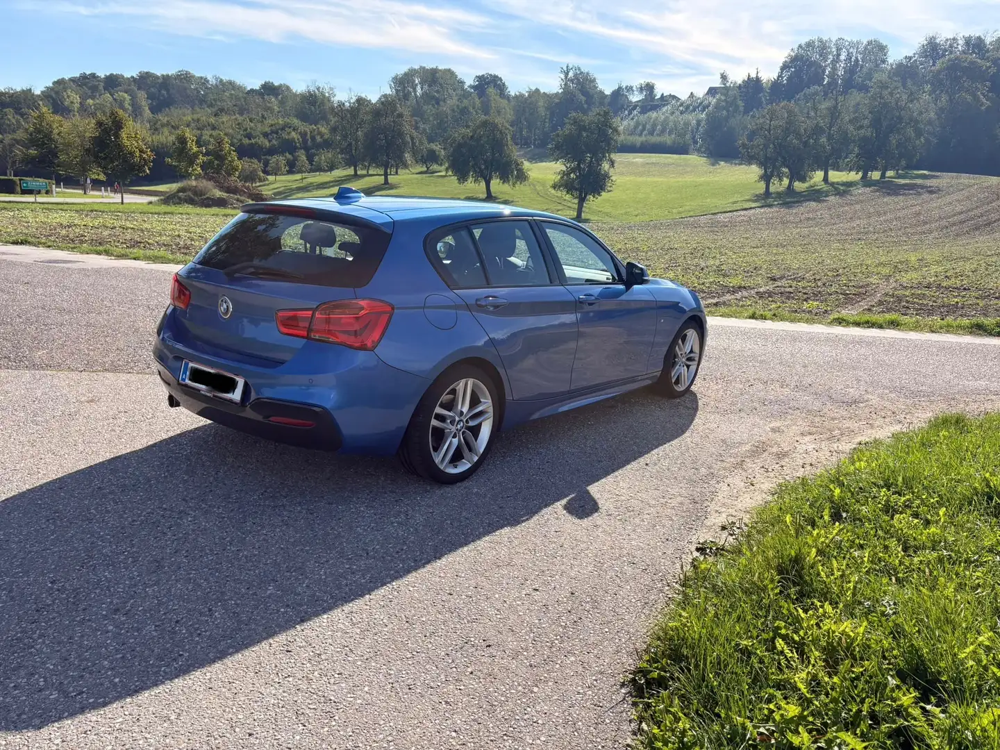 BMW 118 118d M Sport M Sport Blau - 2