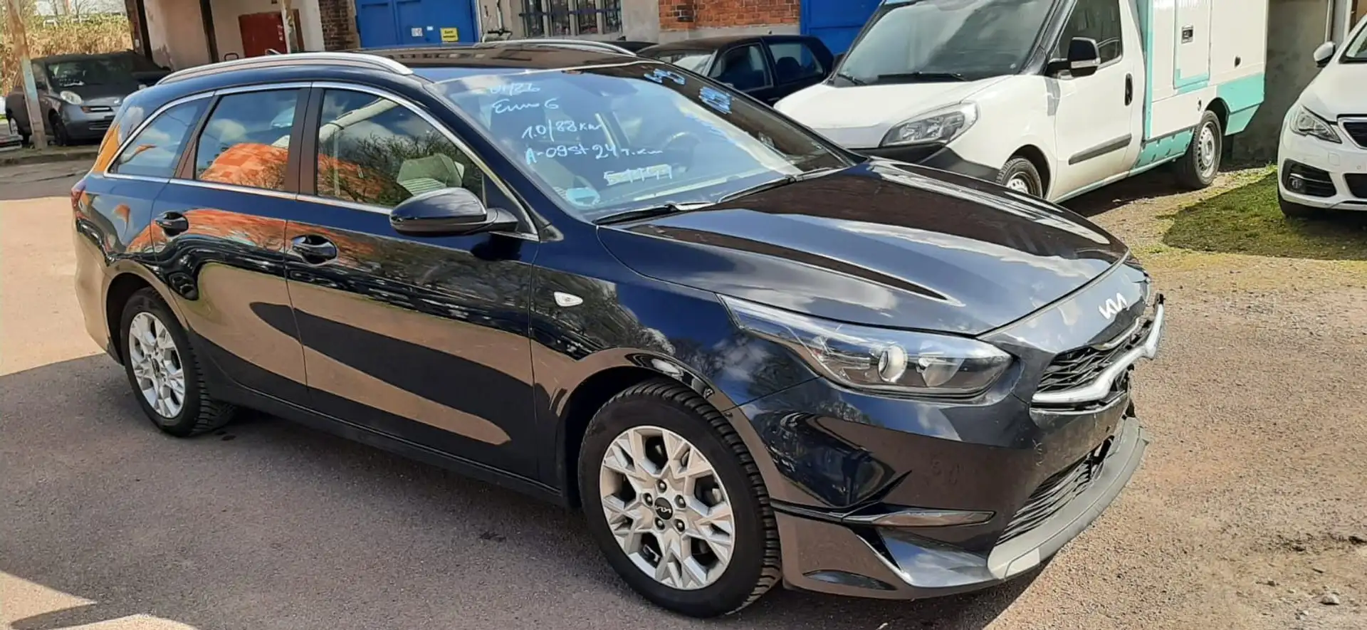 Kia Ceed / cee'd Schwarz - 1