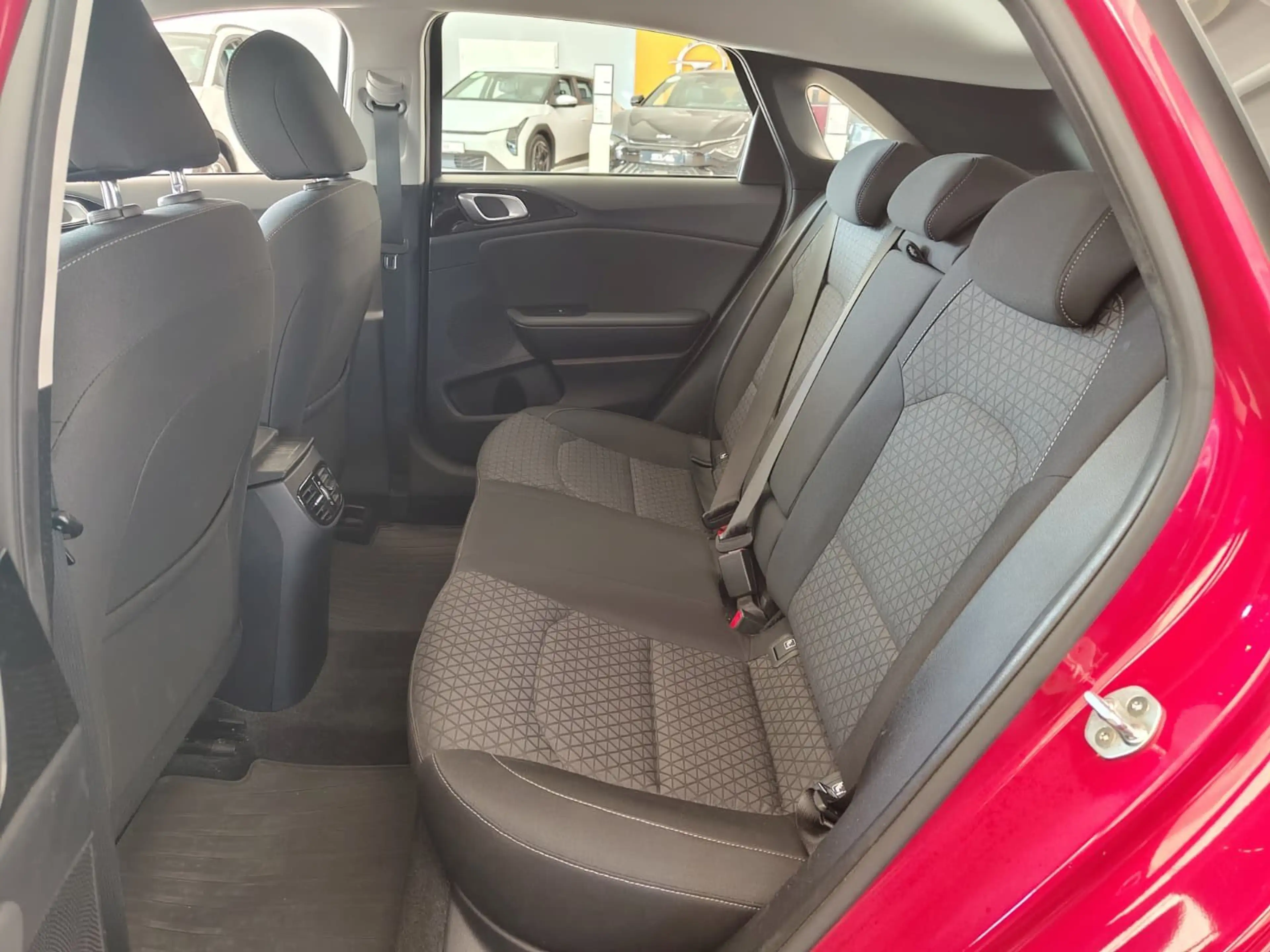 Kia Ceed / cee'd Ceed 1.4 T-GDI Spirit Navi JBL Kamera — photo 9