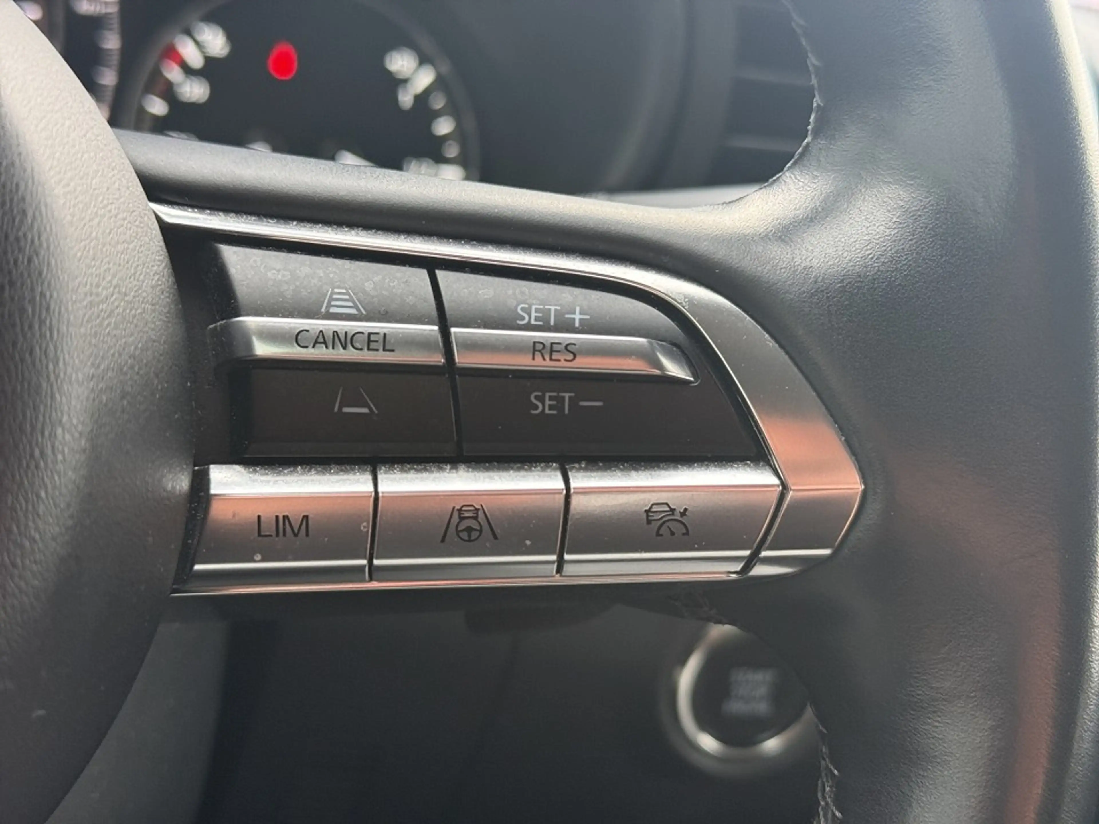 Mazda 3 X 186PS Selection AT+DES-P+PRE-P+ 360°+ACAA+BOSE+M — photo 13