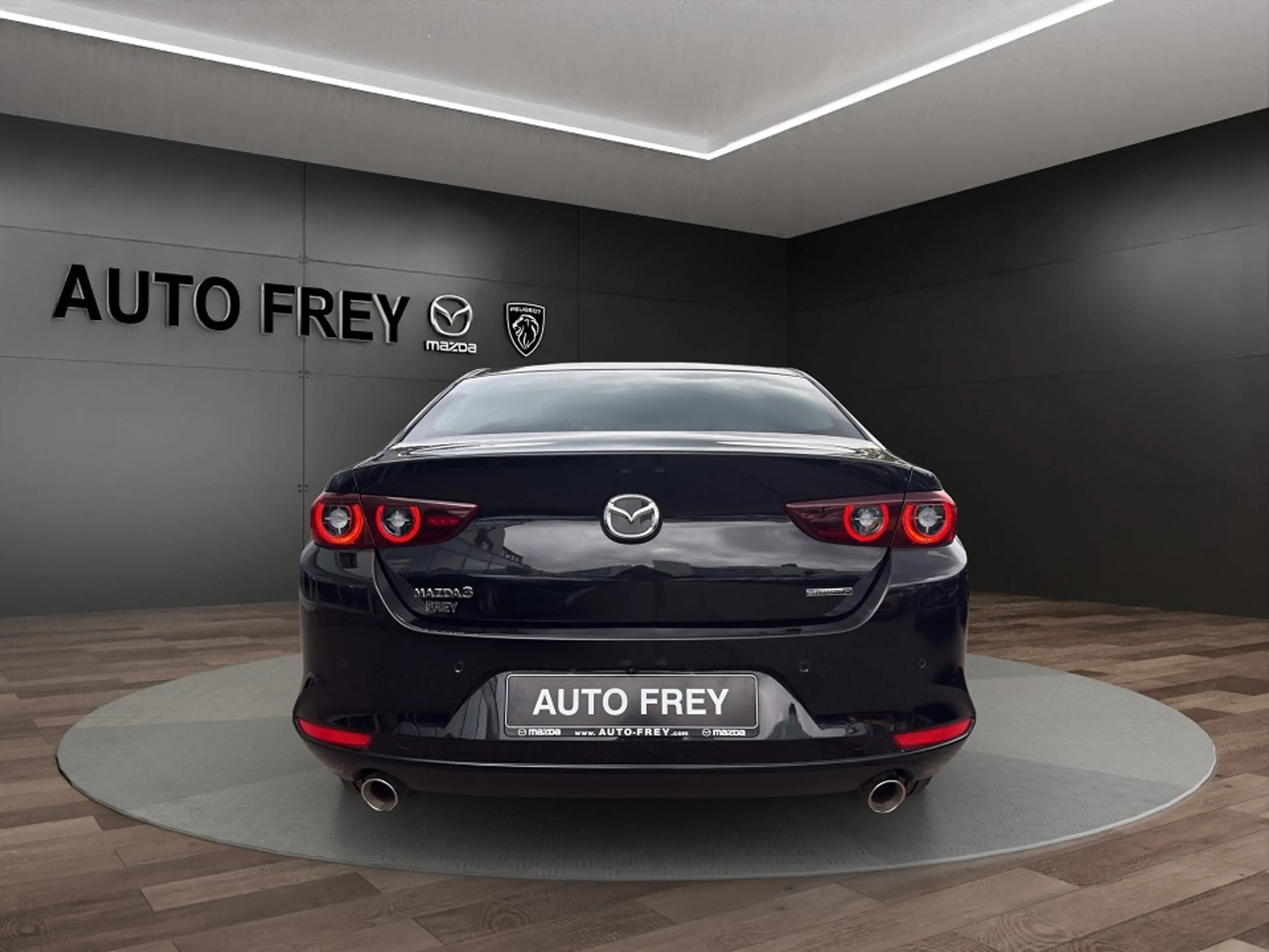 Mazda 3 X 186PS Selection AT+DES-P+PRE-P+ 360°+ACAA+BOSE+M — photo 4