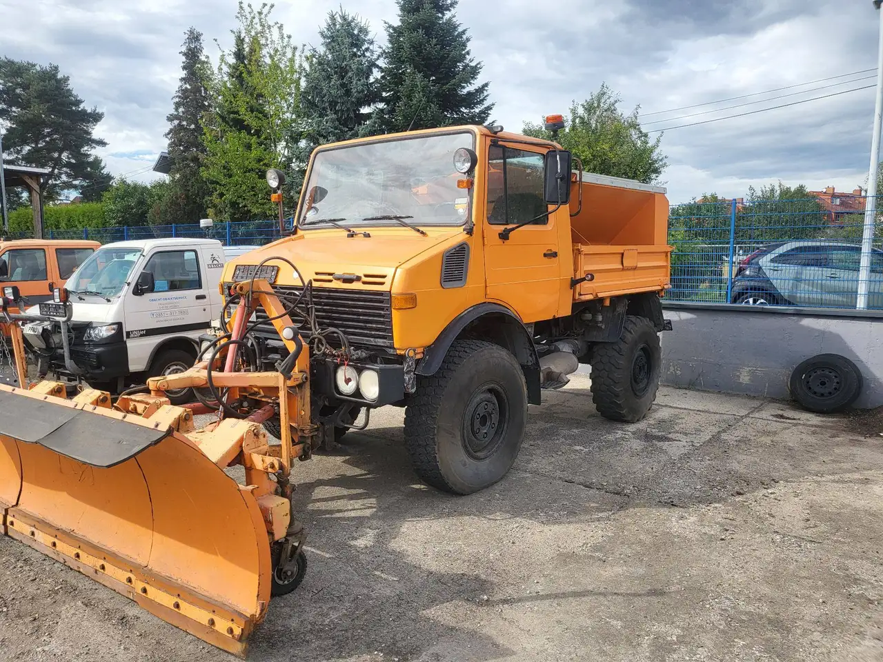 Mercedes-Benz Unimog427/10, foto 2