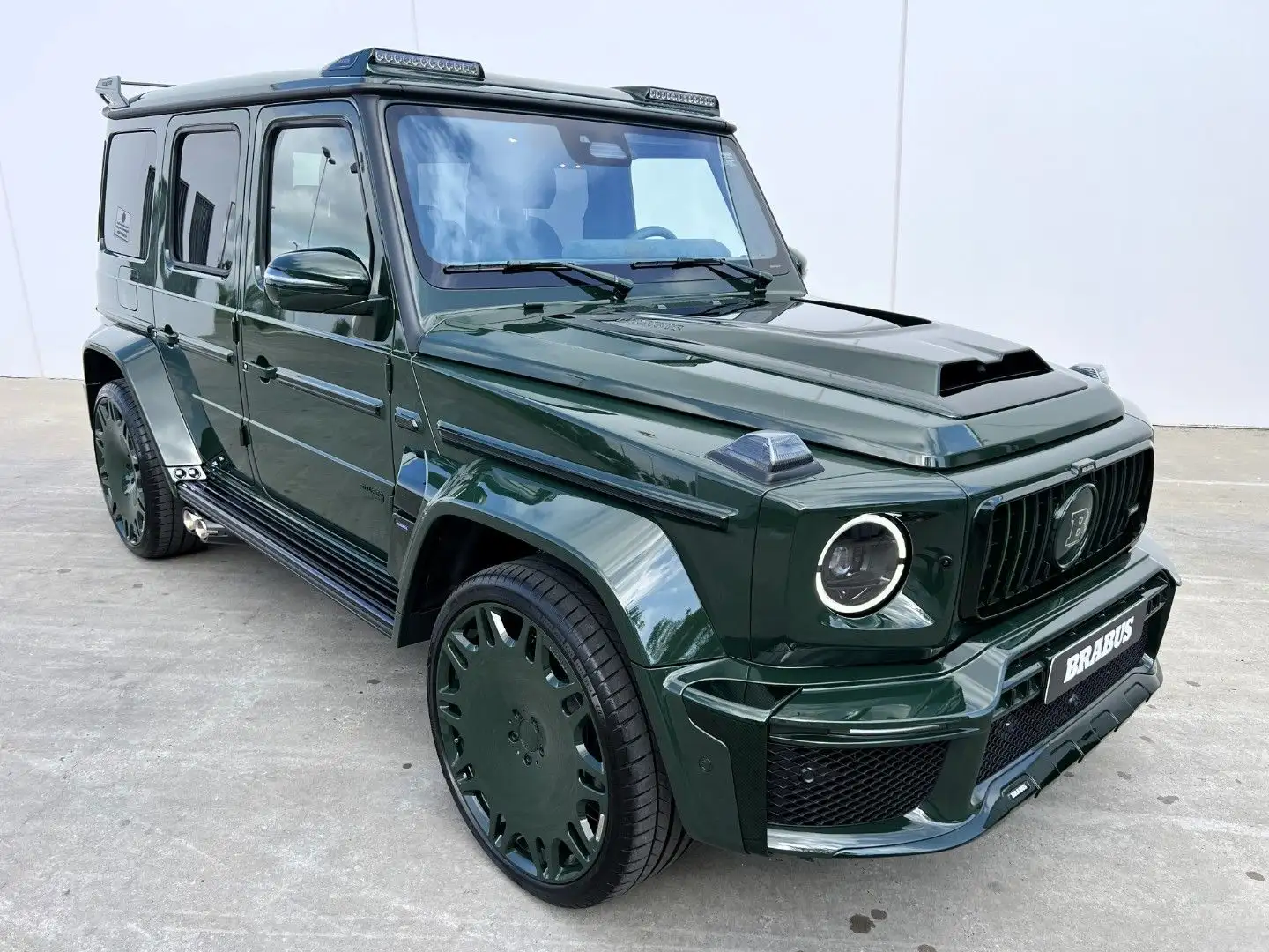 Mercedes-Benz G 63 AMG G 63 BRABUS 800 Masterpiece Mean Green Grün - 2