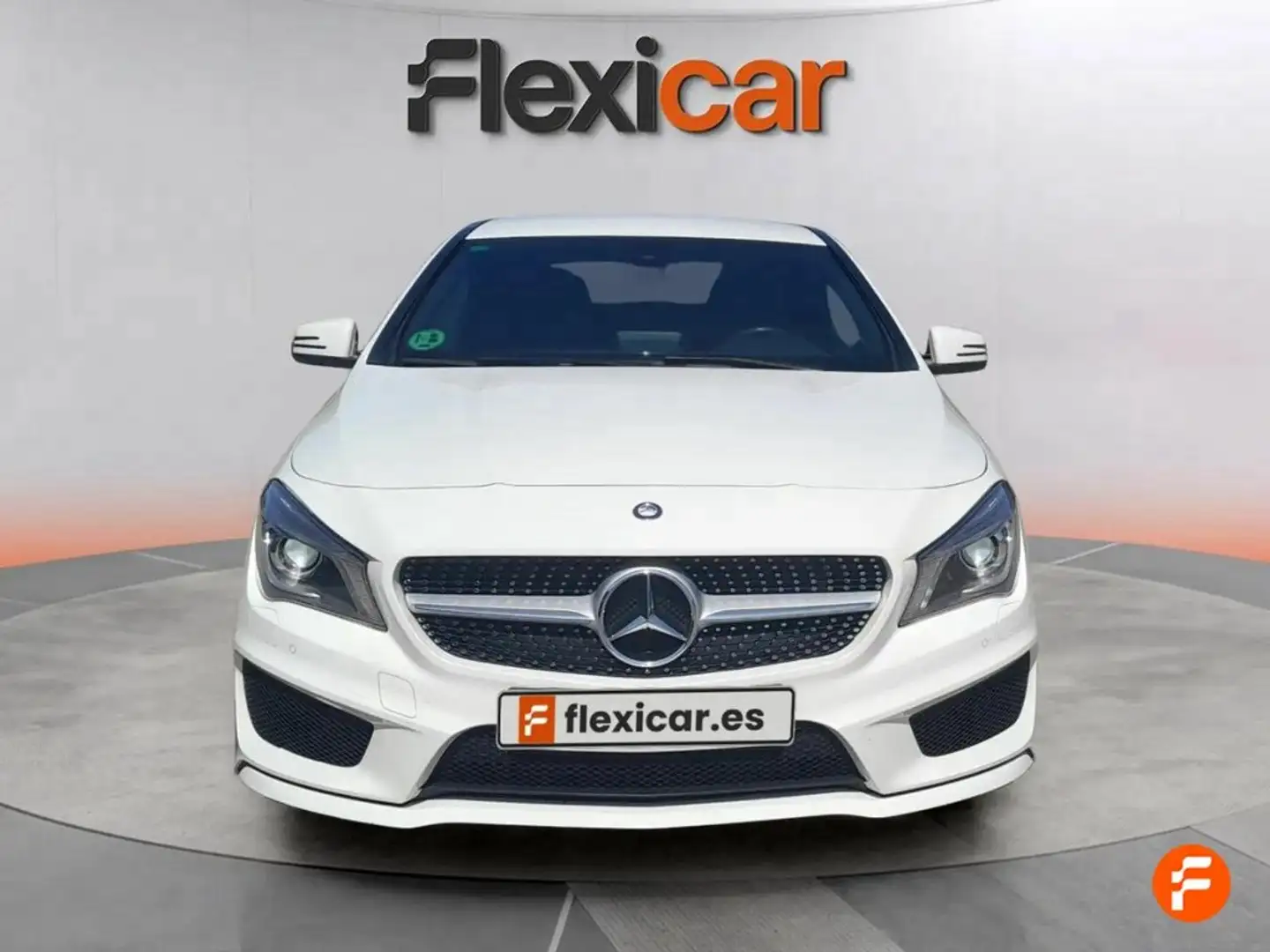 Mercedes-Benz CLA 220 CDI 4M Aut. AMG Line Amarillo - 2