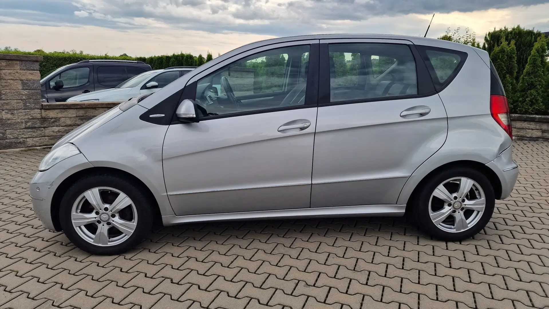 Mercedes-Benz A 170 Avantgarde Argent - 2
