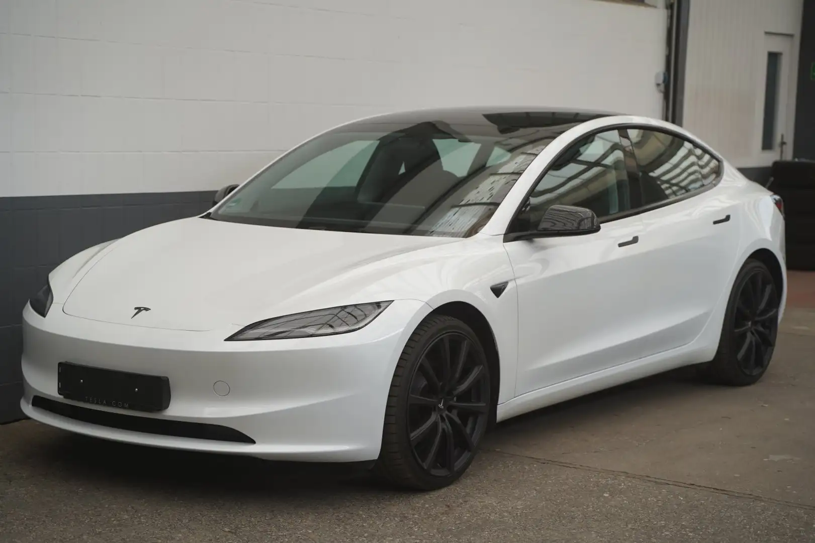 Tesla Model 3 Standard Range+ 20 LM Felgen*Highland* Weiß - 2