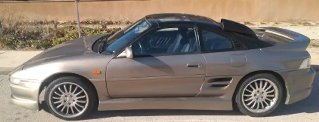 Toyota MR 2 1991 из Европы — купить под ключ