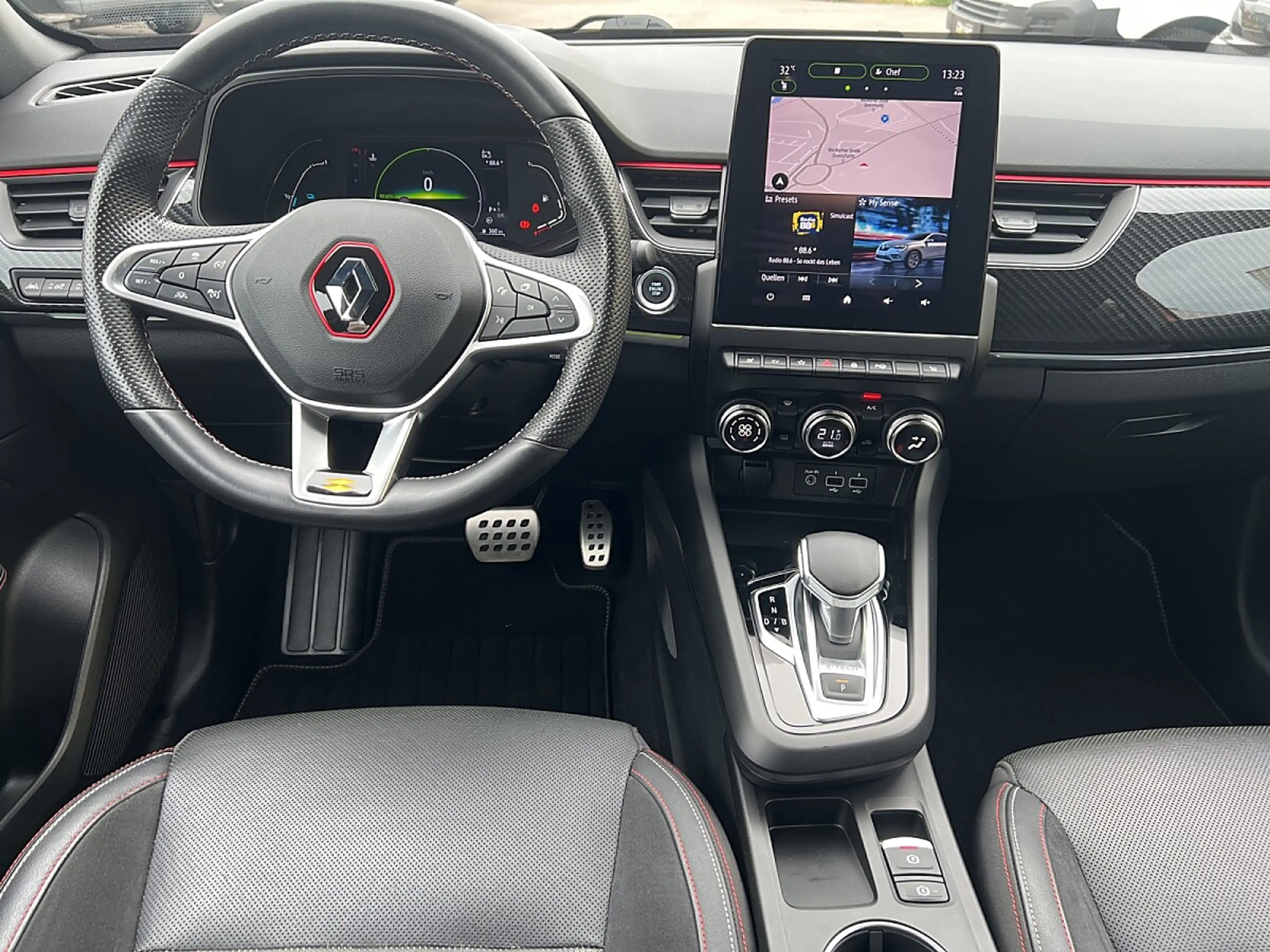 Renault Arkana E-Tech Hybrid 145 R.S.Line + Metallic! — photo 9