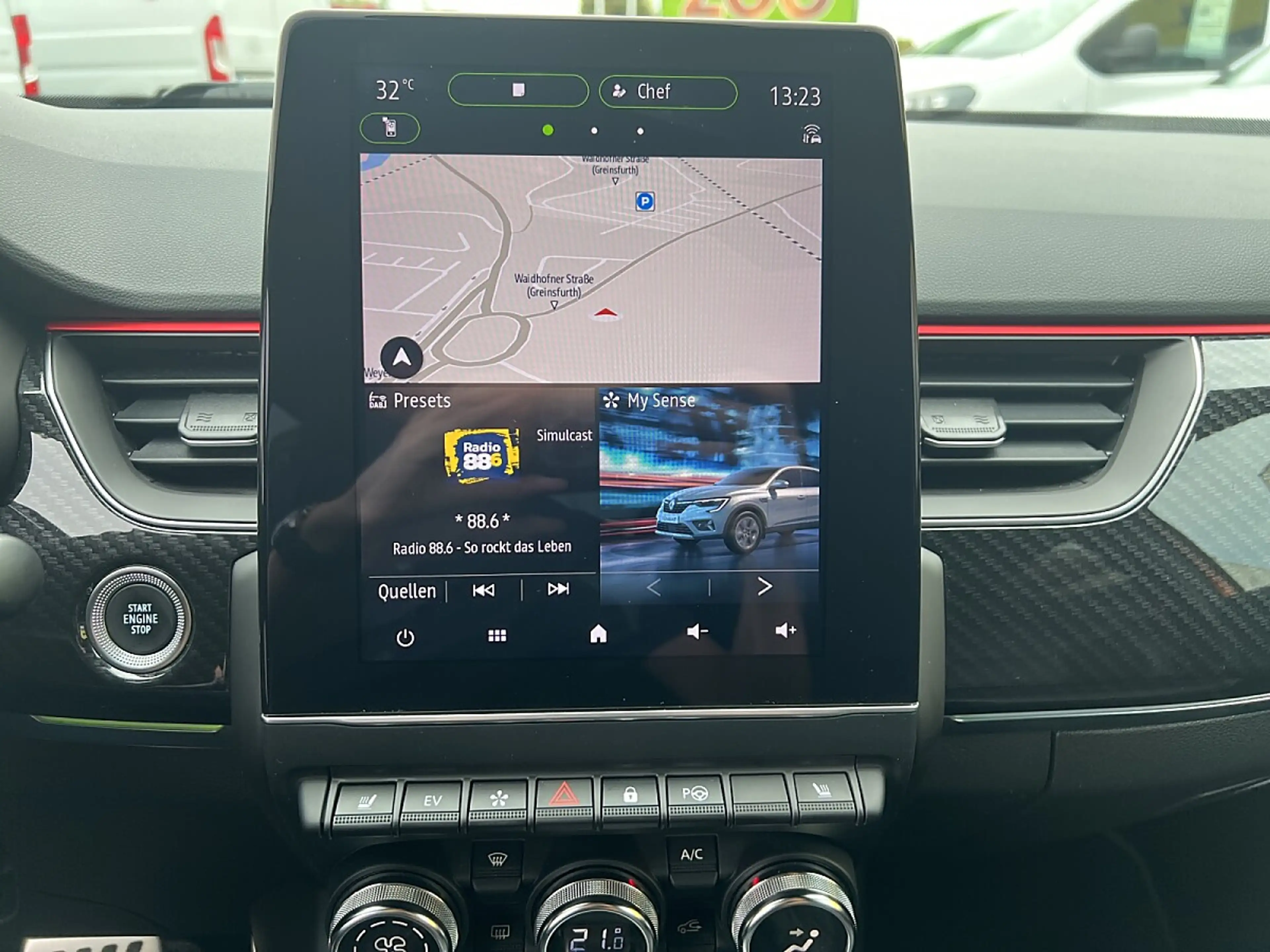 Renault Arkana E-Tech Hybrid 145 R.S.Line + Metallic! — photo 10