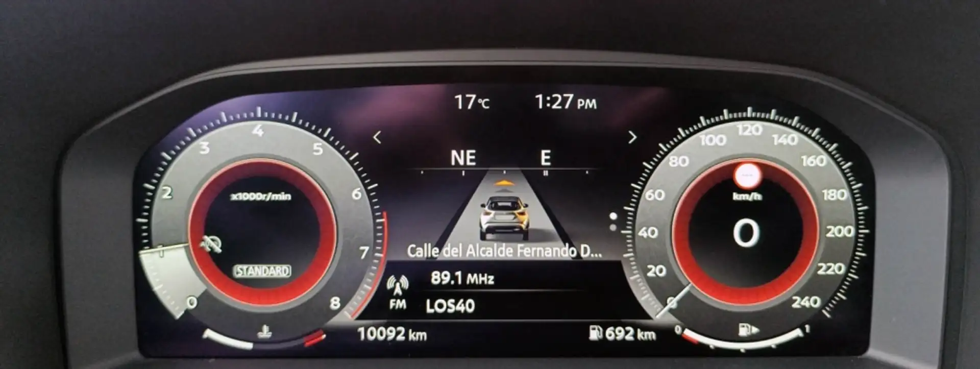 Nissan Juke 1.0 DIG-T 84KW N-CONNECTA 5P Gris - 2