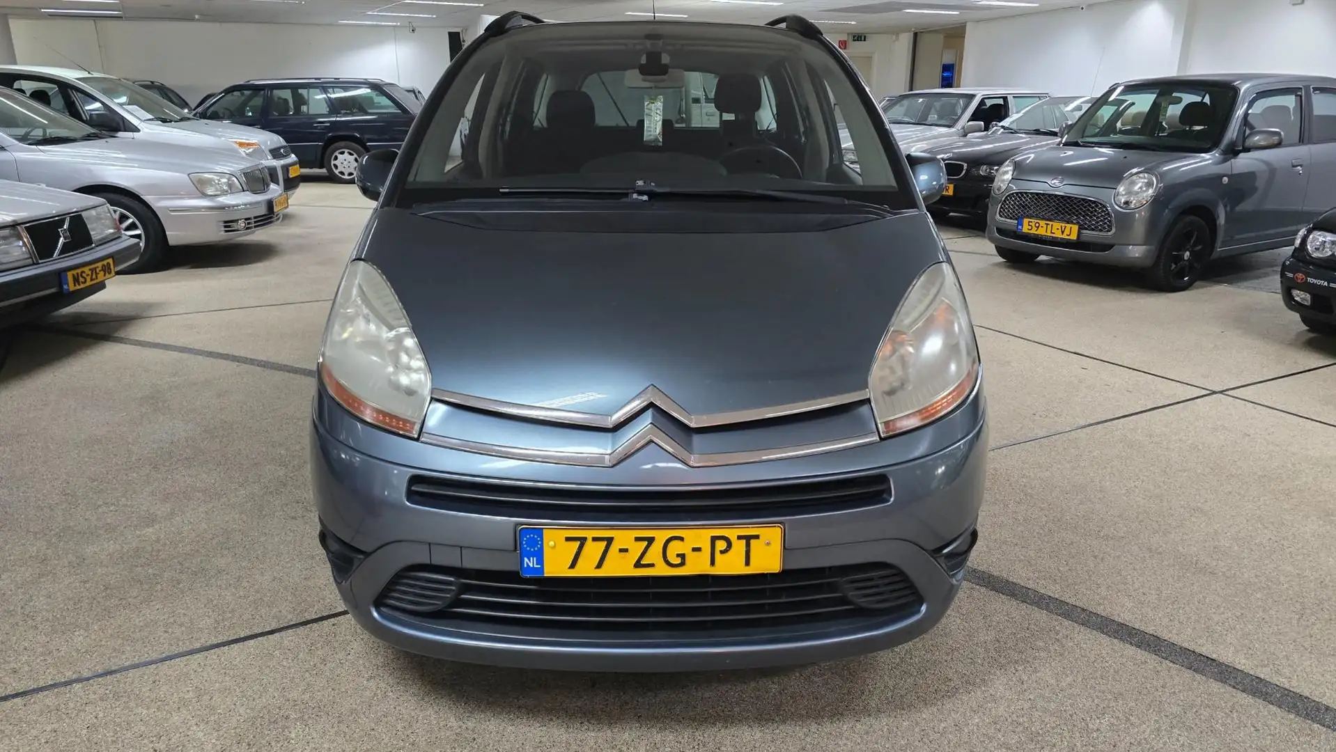 Citroen Grand C4 Picasso 1.8-16V Ambiance 7p. Nieuwe Apk Gris - 2