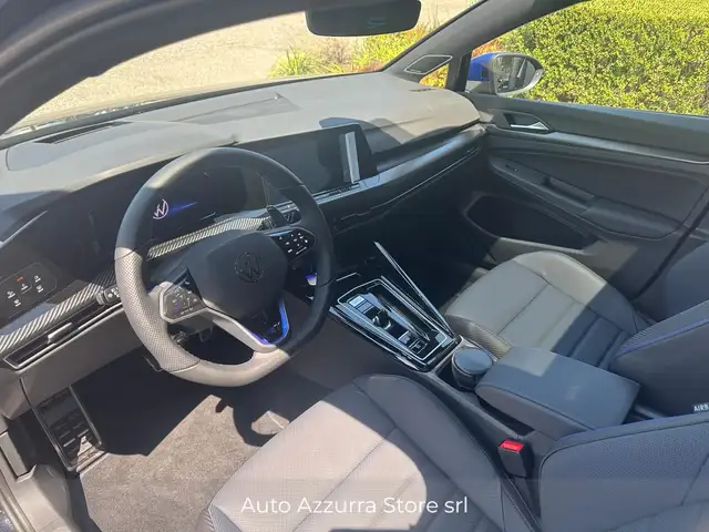 Volkswagen Golf view 10