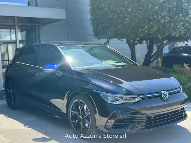 Volkswagen Golf view 3