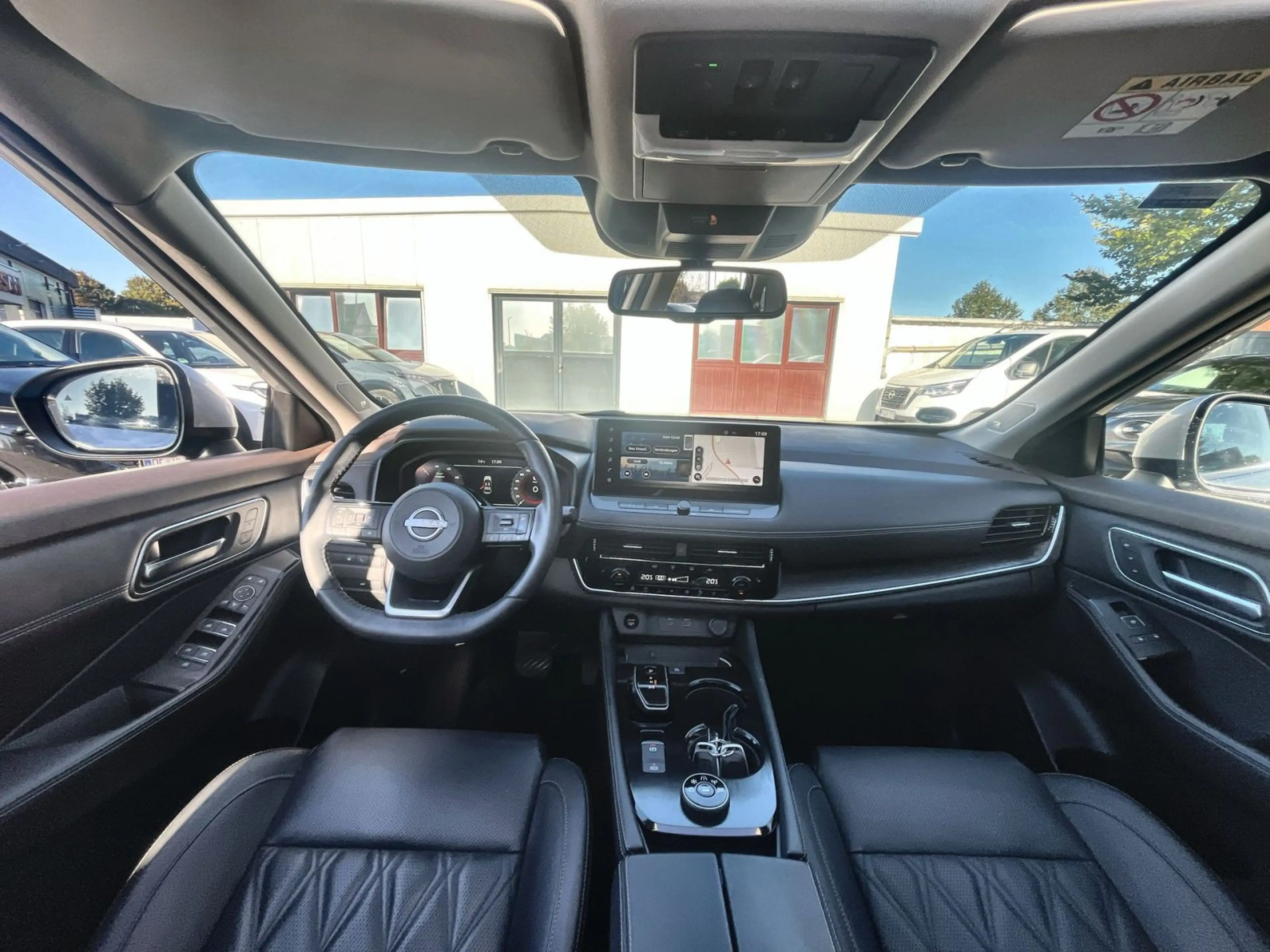 Nissan X-Trail e-Power e-4ORCE Tekna+ *Leder*Panorama — photo 10