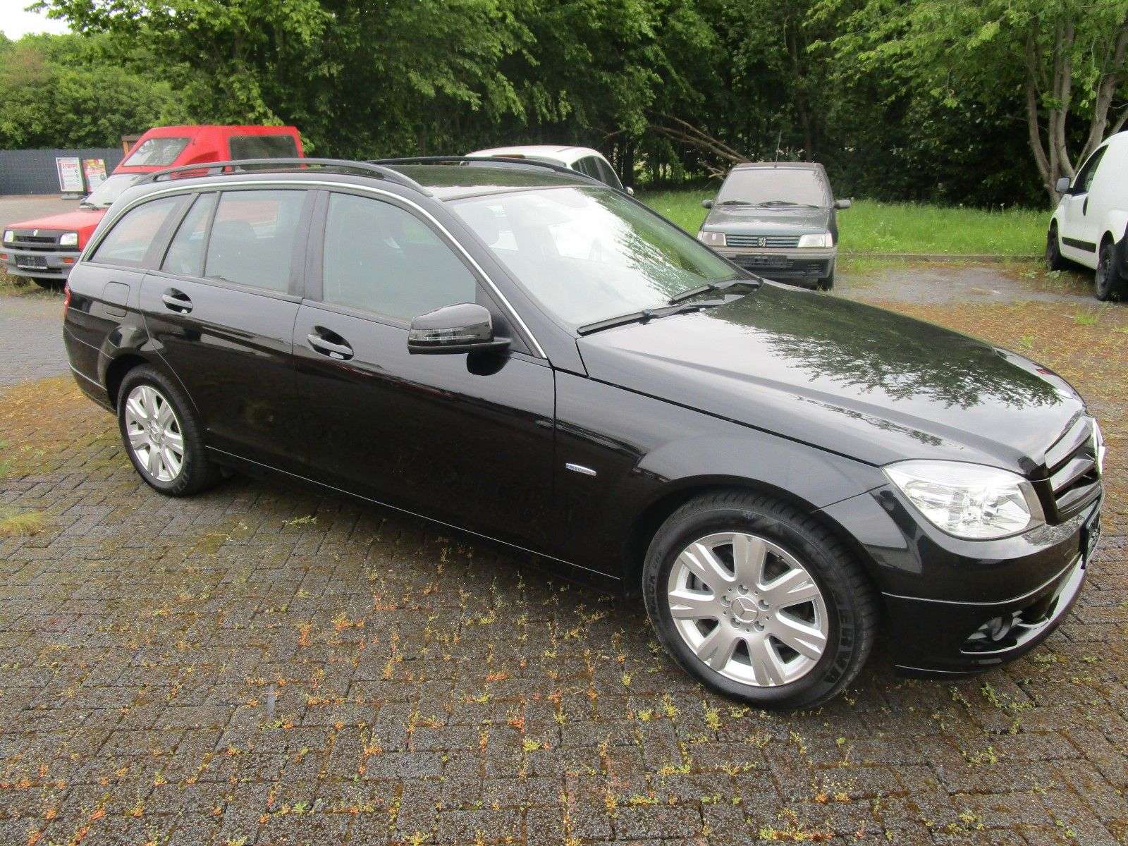 Second hand Mercedes Benz C-Class 