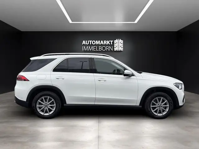 Mercedes-Benz GLE view 7