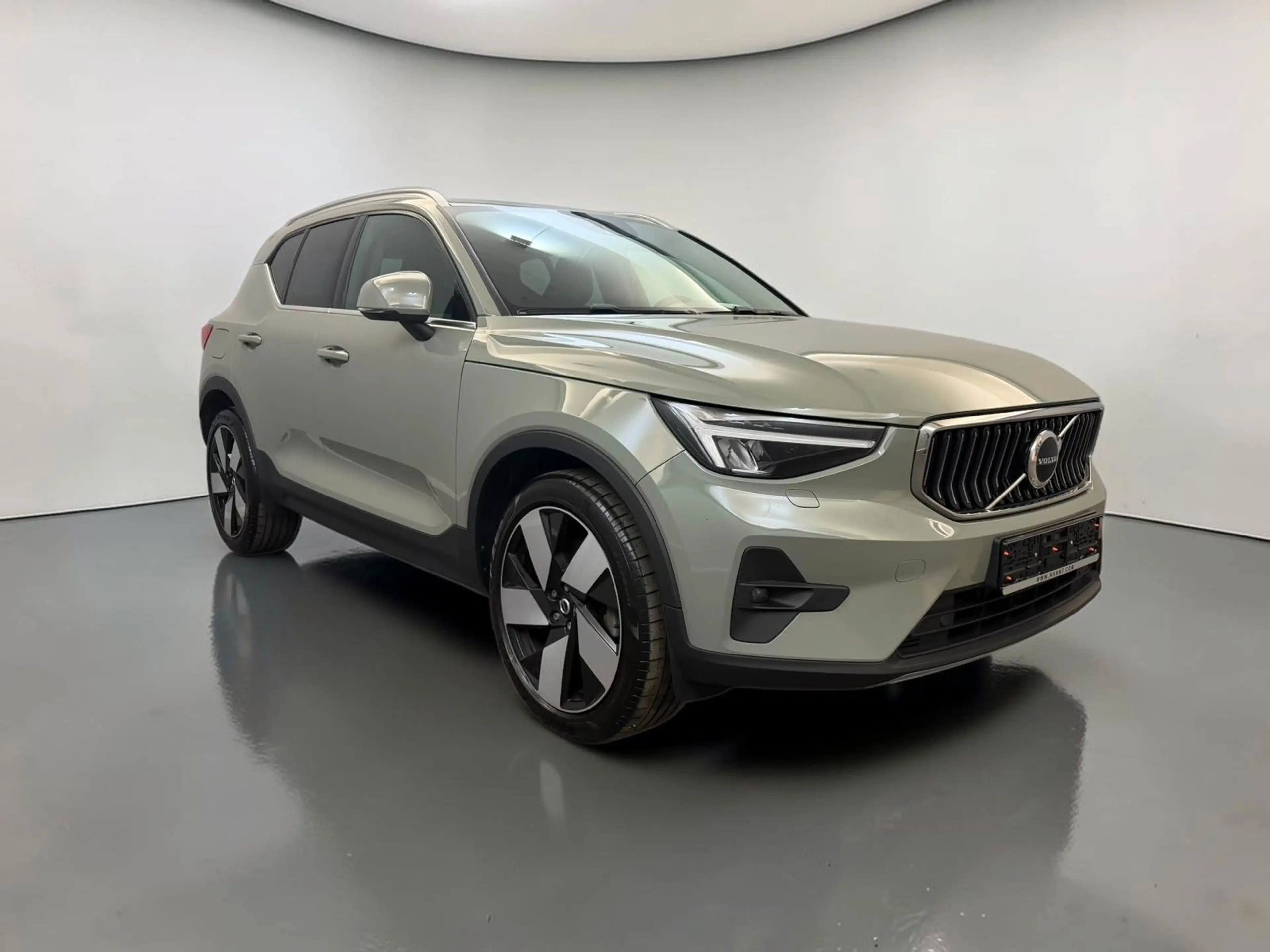 Volvo XC40 T5 Plus Bright Hybrid *20Z*KAM*ACC*LEDER — photo 3