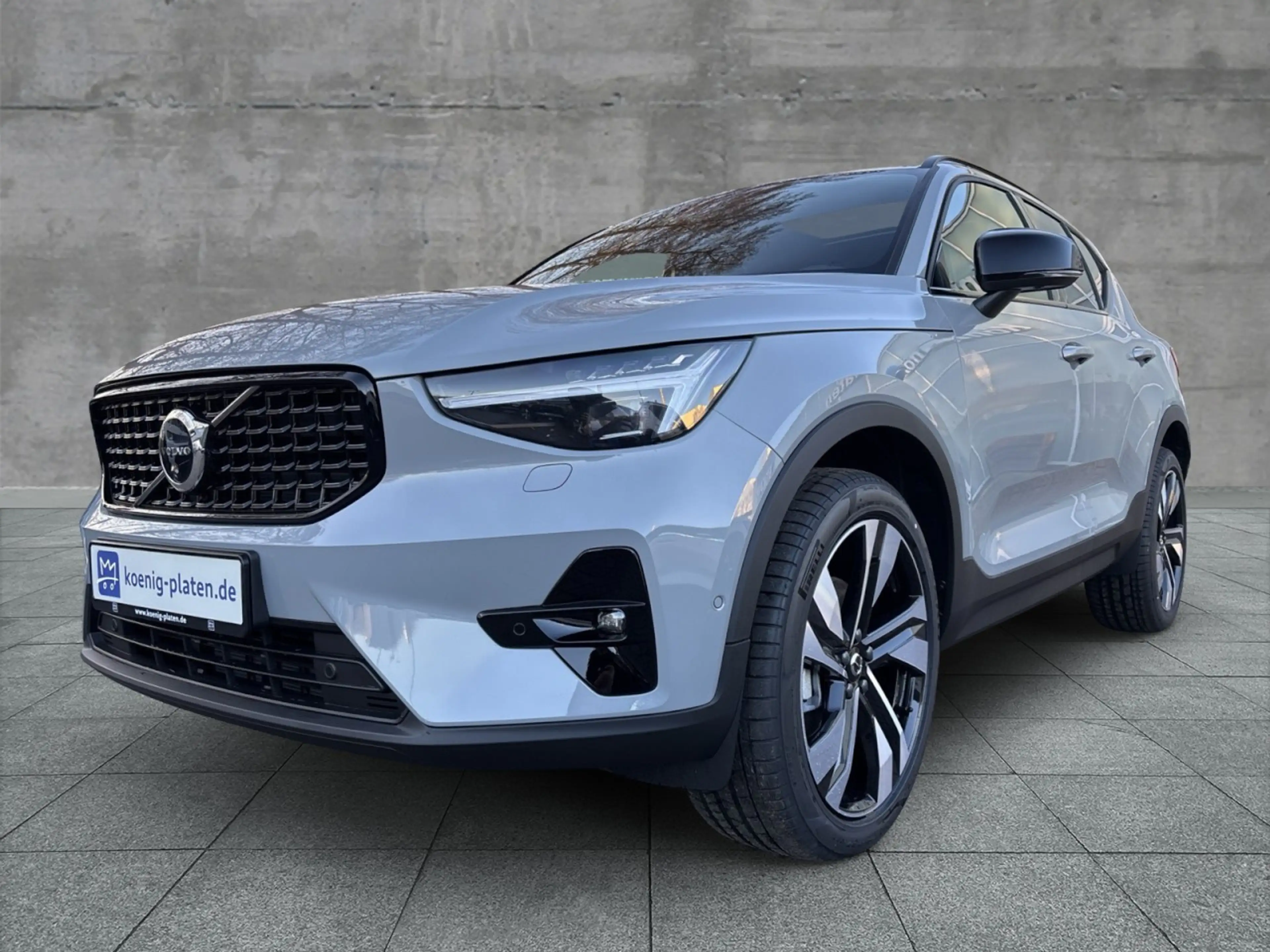 Volvo XC40 B4 2WD Ultra Dark (EURO 6e) Klima Rückfahrkamera — photo 6