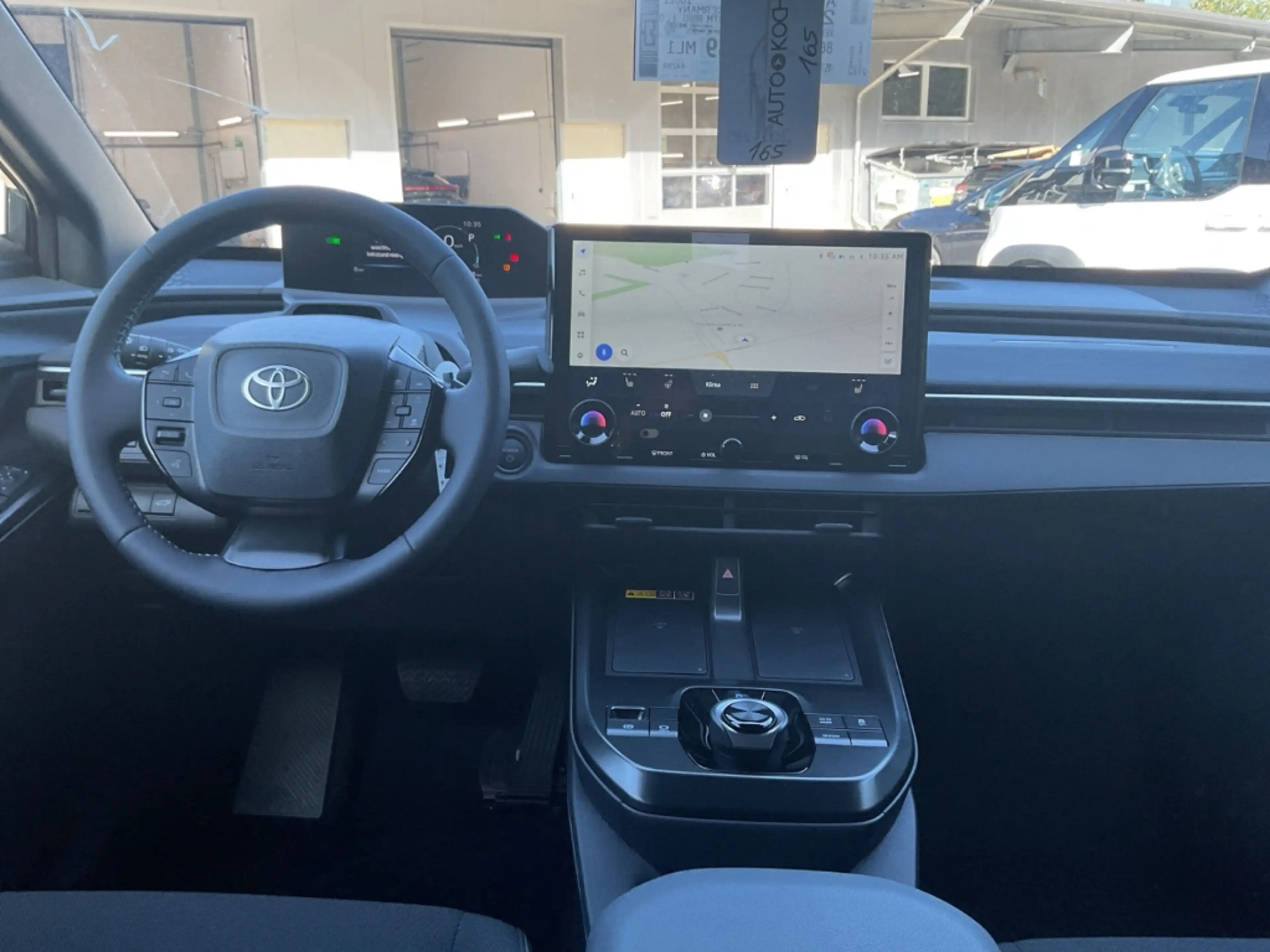 Toyota C-HR+ 165 kW Teamplayer Navi LED ACC El. Heckklappe Appl — photo 12