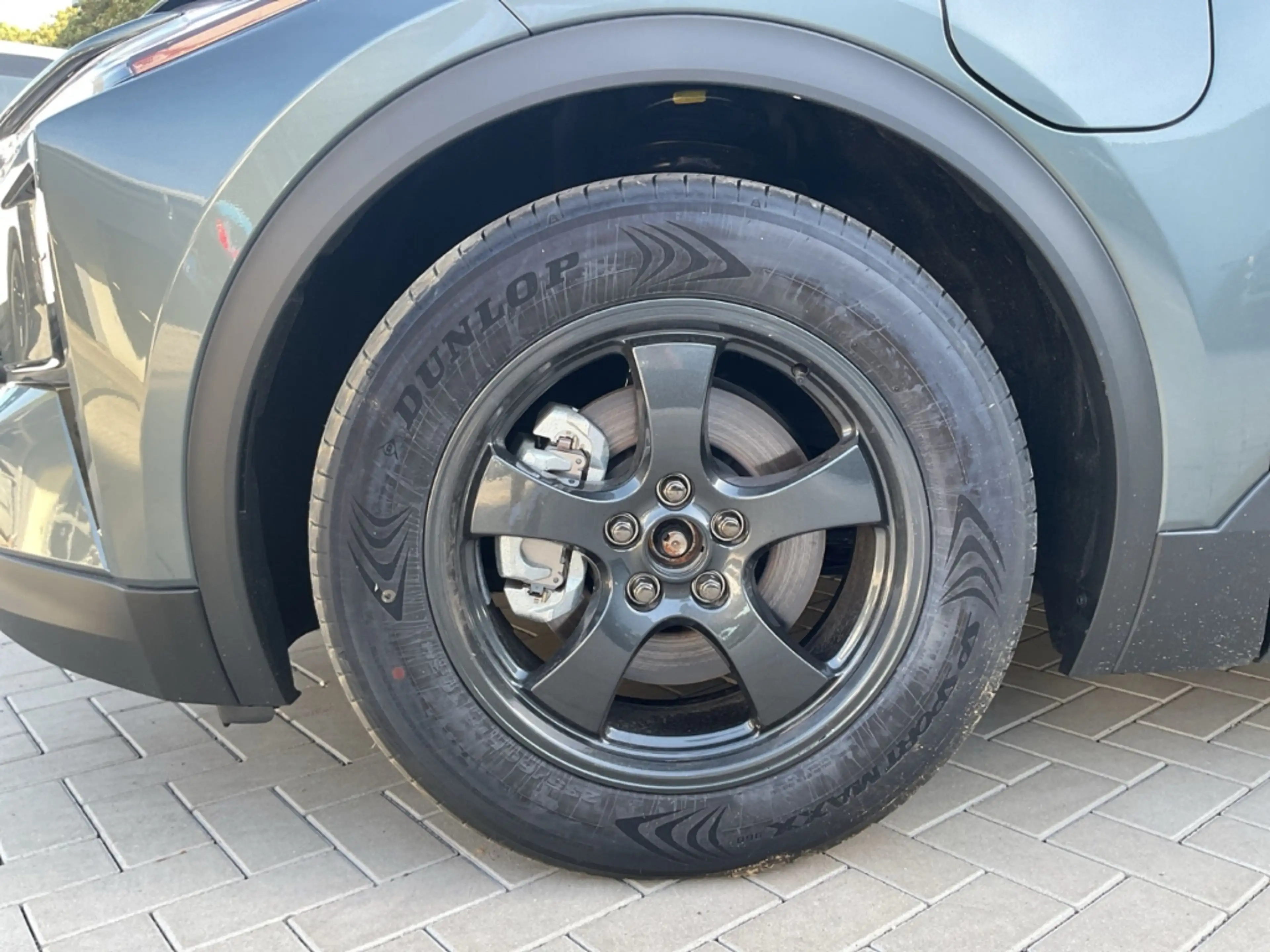 Toyota C-HR+ 165 kW Teamplayer Navi LED ACC El. Heckklappe Appl — photo 6
