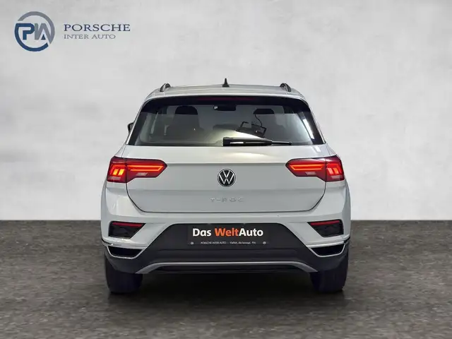 Volkswagen T-Roc view 5
