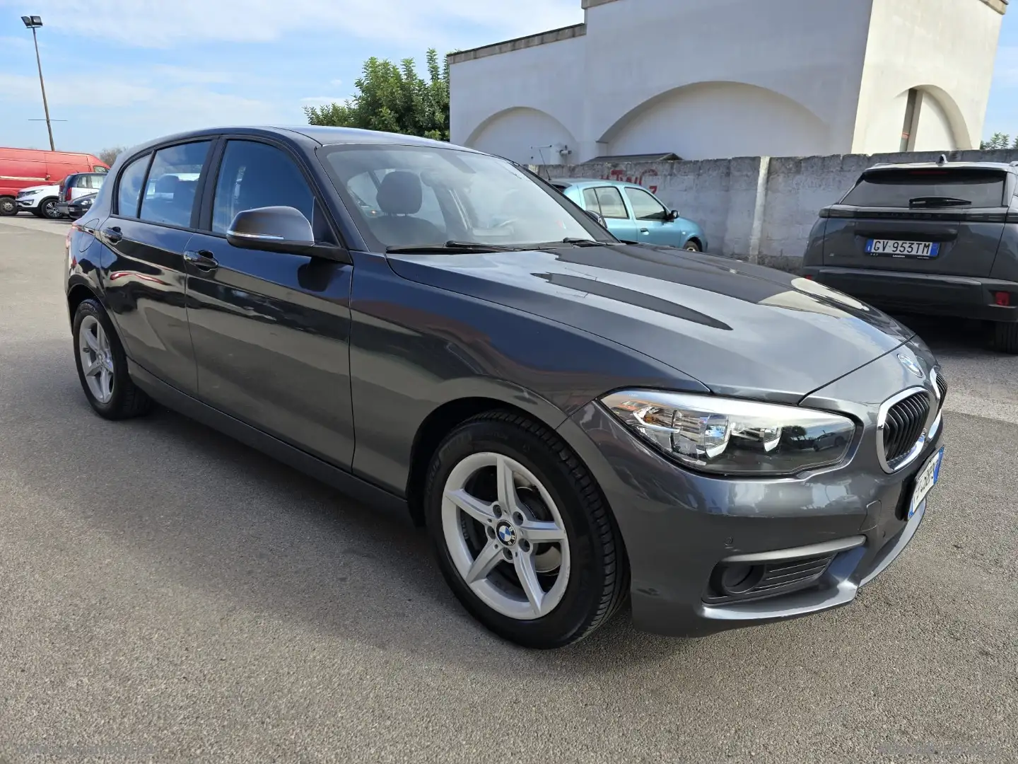 BMW 116 114d 5p. MODERN OK NEOPATENTATI Gris - 1