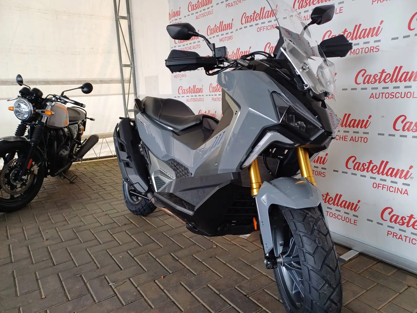 SYM ADX 400 ADX TG 400 GRIGIO NUVOLA Grigio - 1